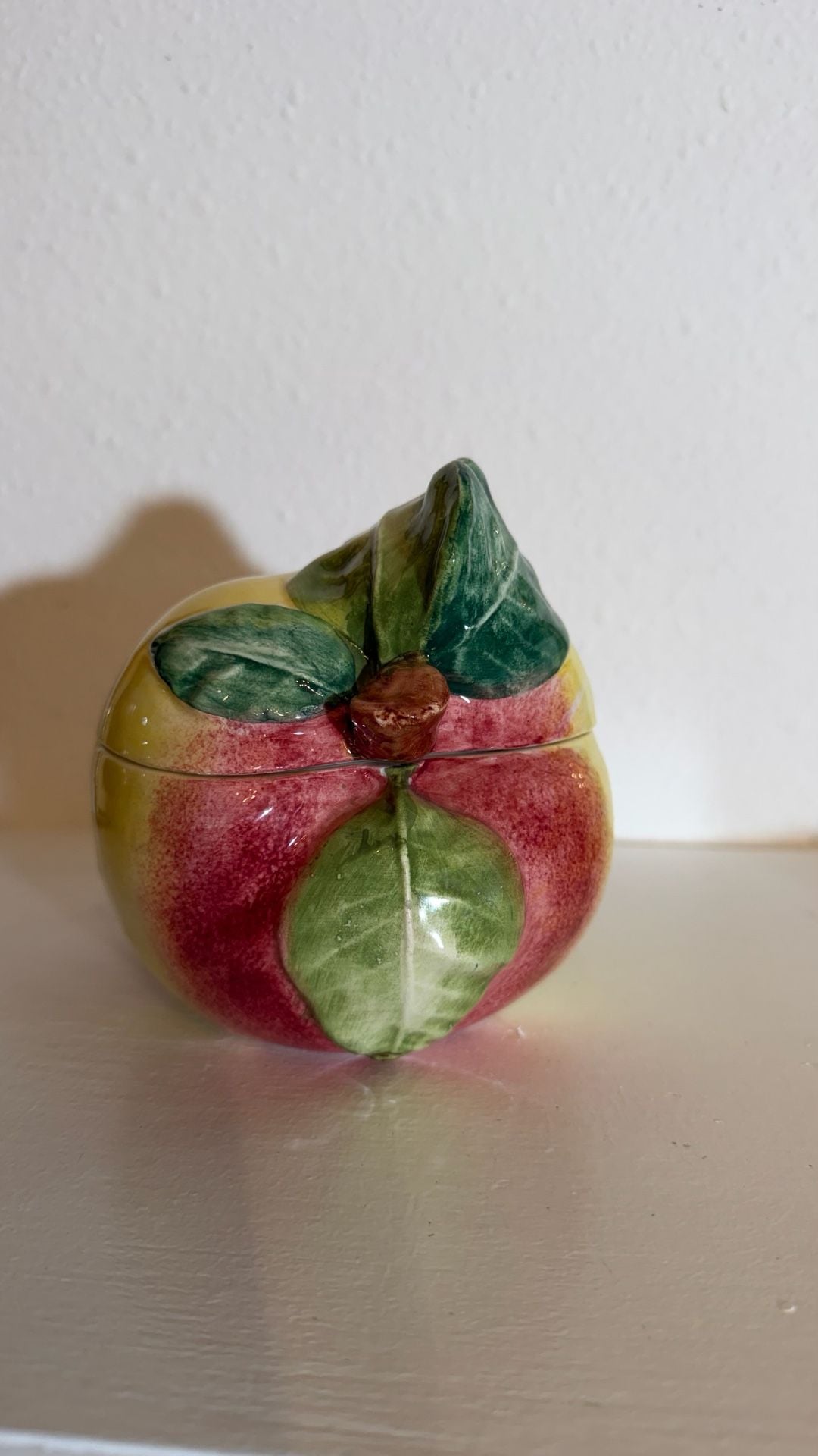 Vietri Italian Ceramic Apple Fruit Lidded Dish Trinket Jar Italy 1