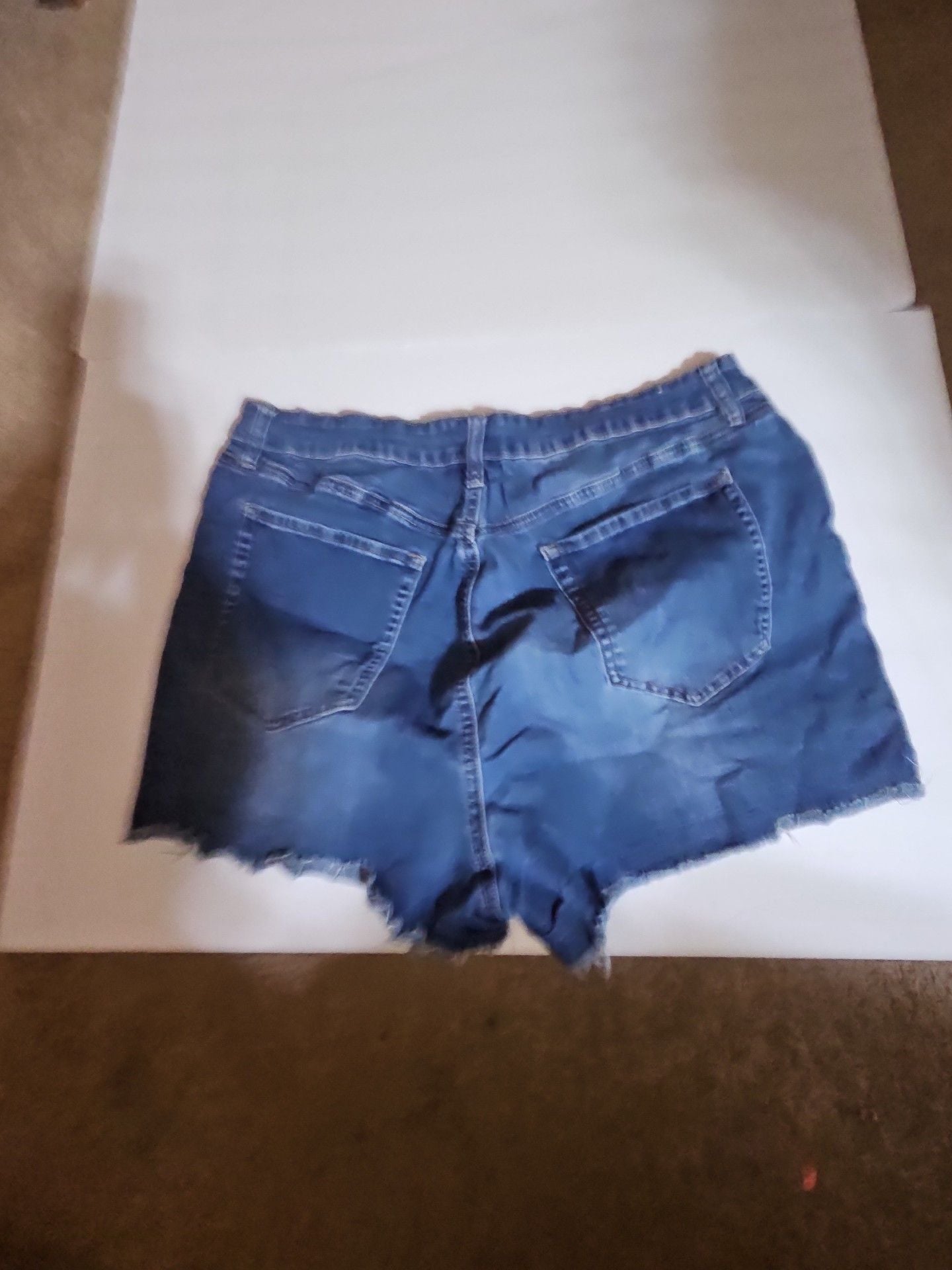 Rue21 High-Rise Shortie Denim Shorts Size 22 Distressed Blue 3