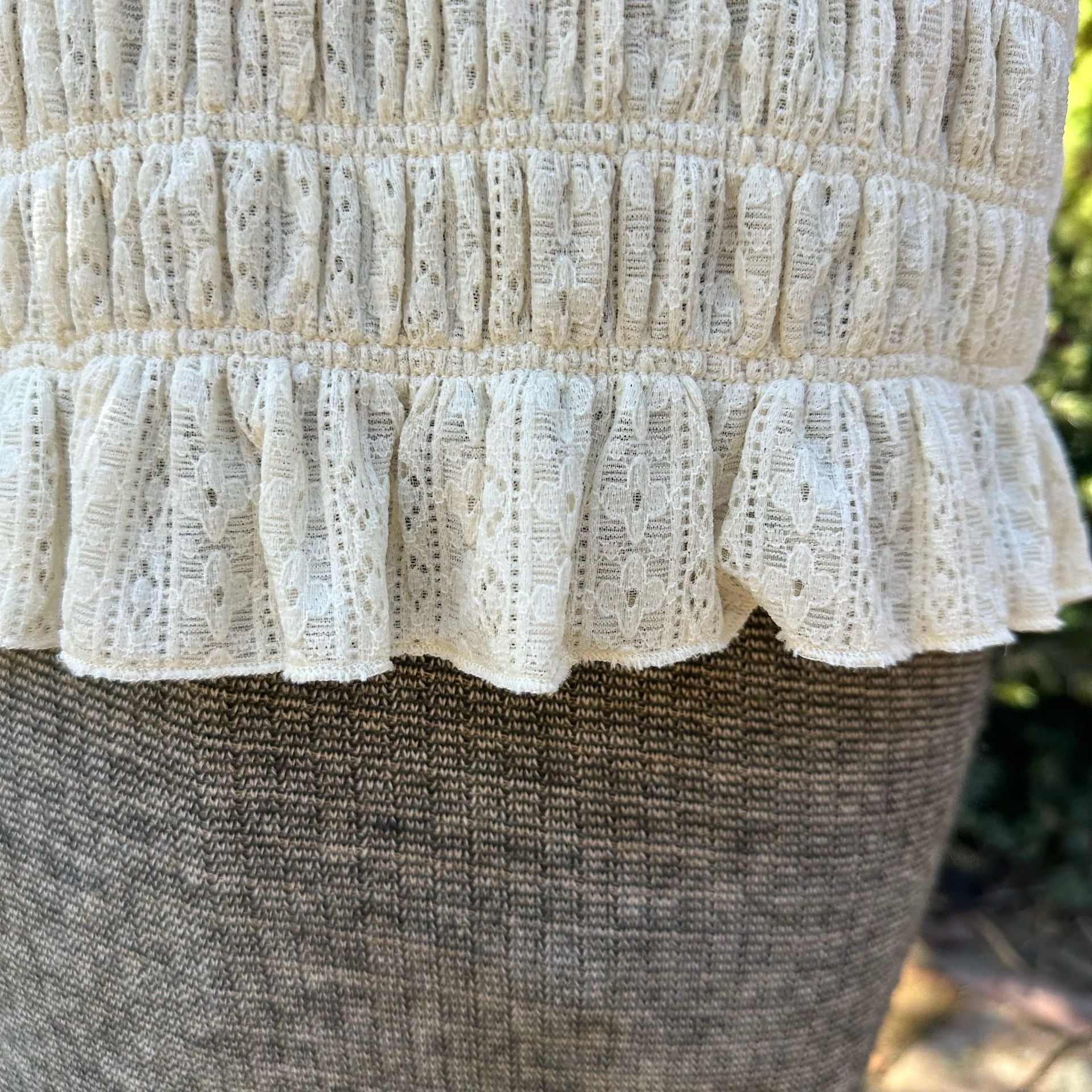 Bohme Lace Top Cream Short Sleeve Smocked Ruffle Cottagecore 10