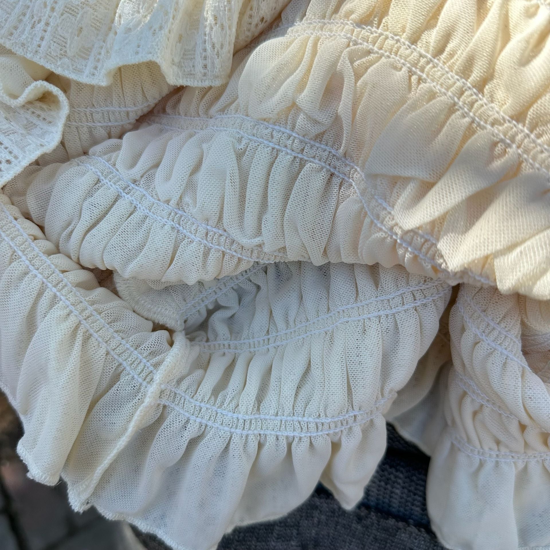Bohme Lace Top Cream Short Sleeve Smocked Ruffle Cottagecore 15