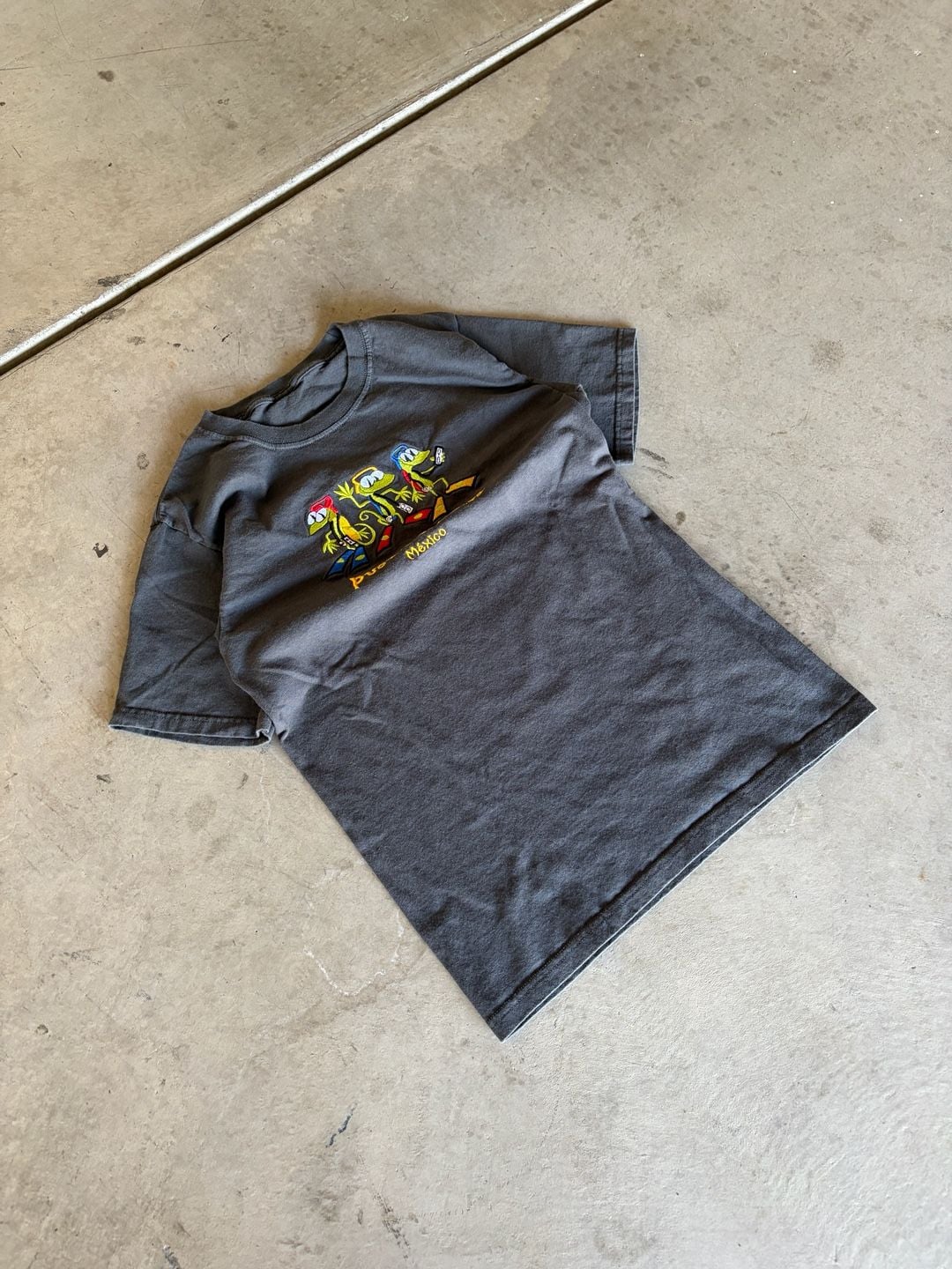 Vintage Puerto Vallarta Mexico Graphic T-Shirt Charcoal Gray 2