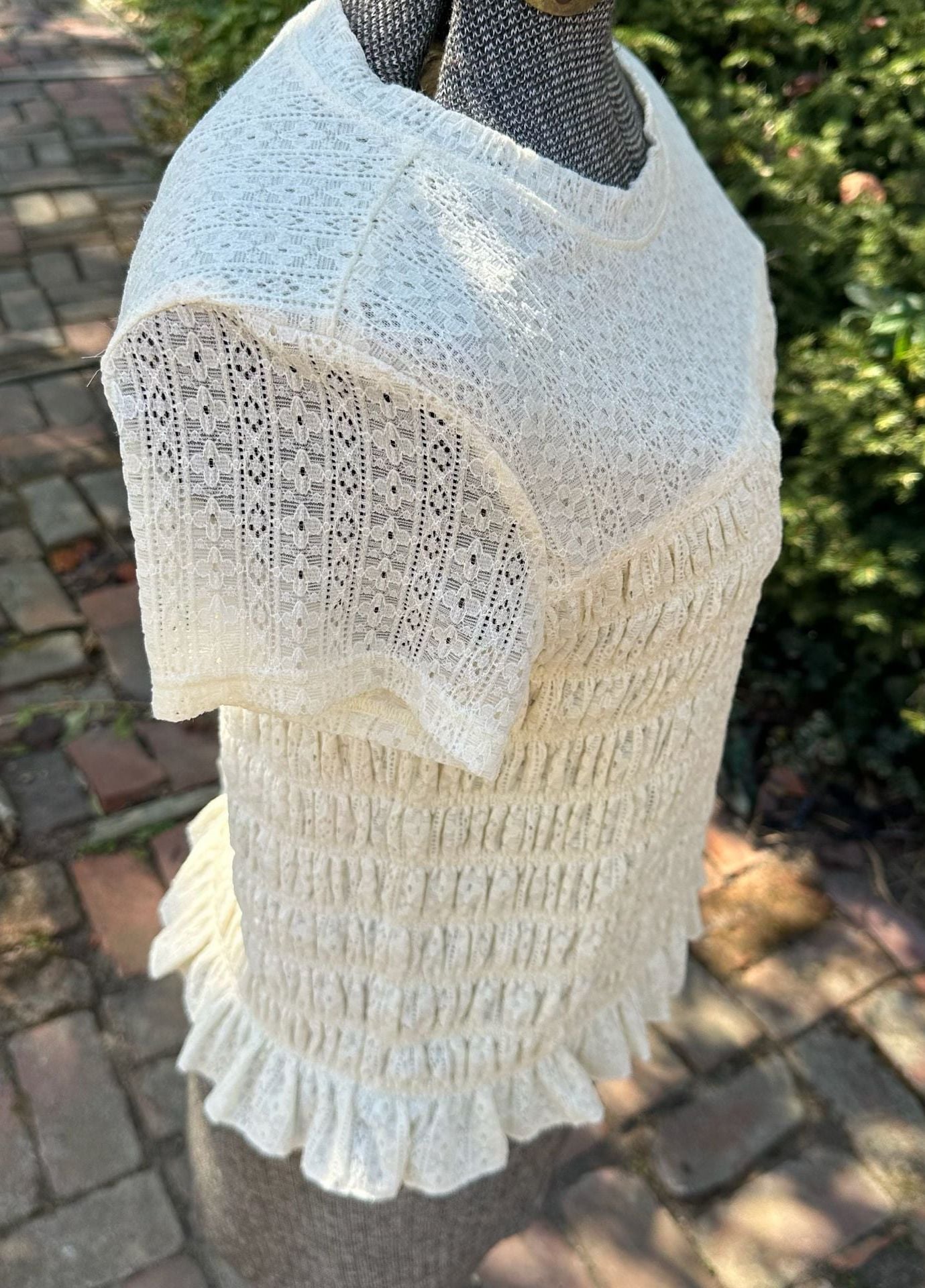 Bohme Lace Top Cream Short Sleeve Smocked Ruffle Cottagecore 9