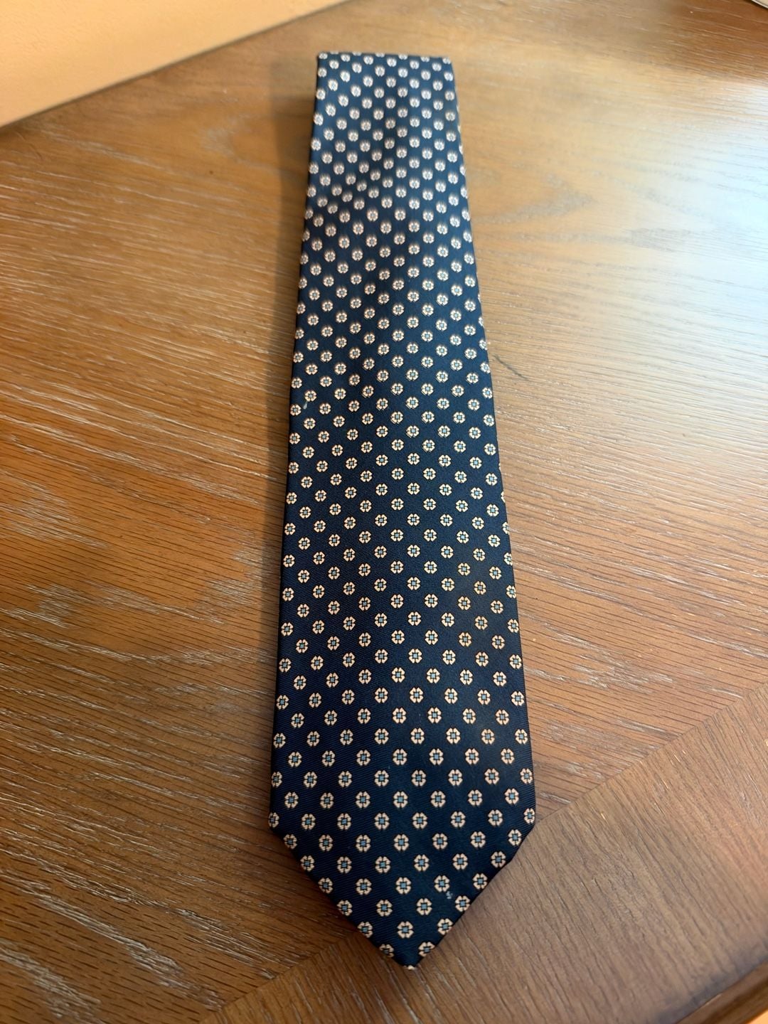 Vintage Brooks Brothers Silk Necktie Navy Blue Flower Foulard Pattern 5