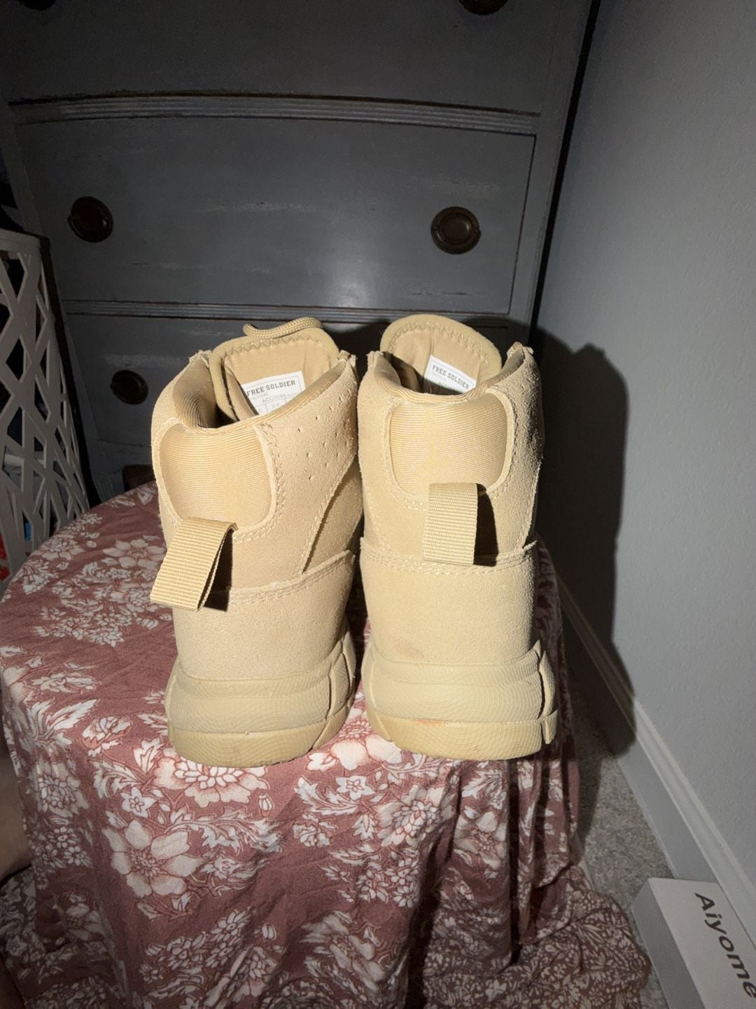 Free Soldier Tactical Boots Size 7.5 Tan Waterproof 8