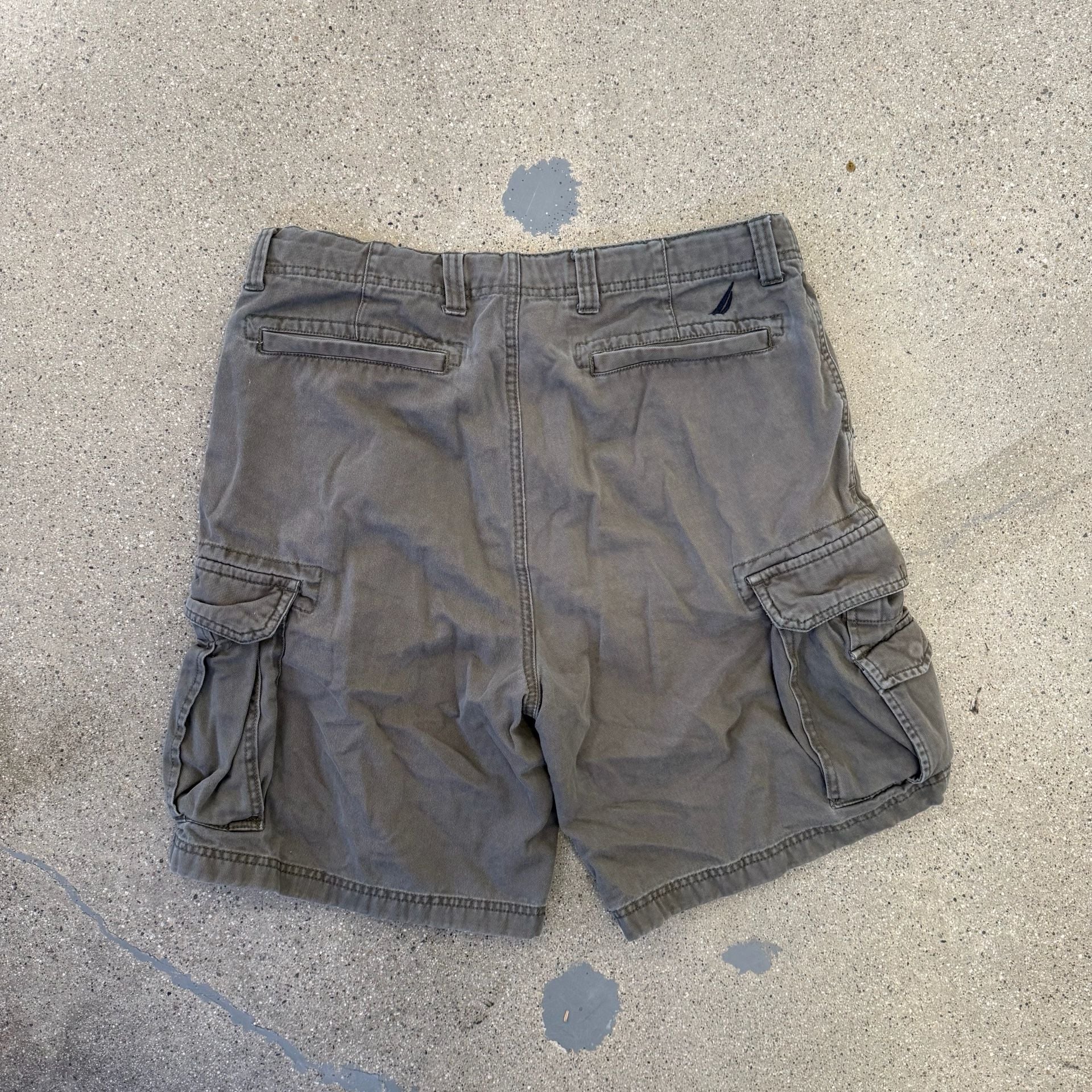 Nautica 2000’s Clipper Cargo Shorts Washed Olive Size 36 7