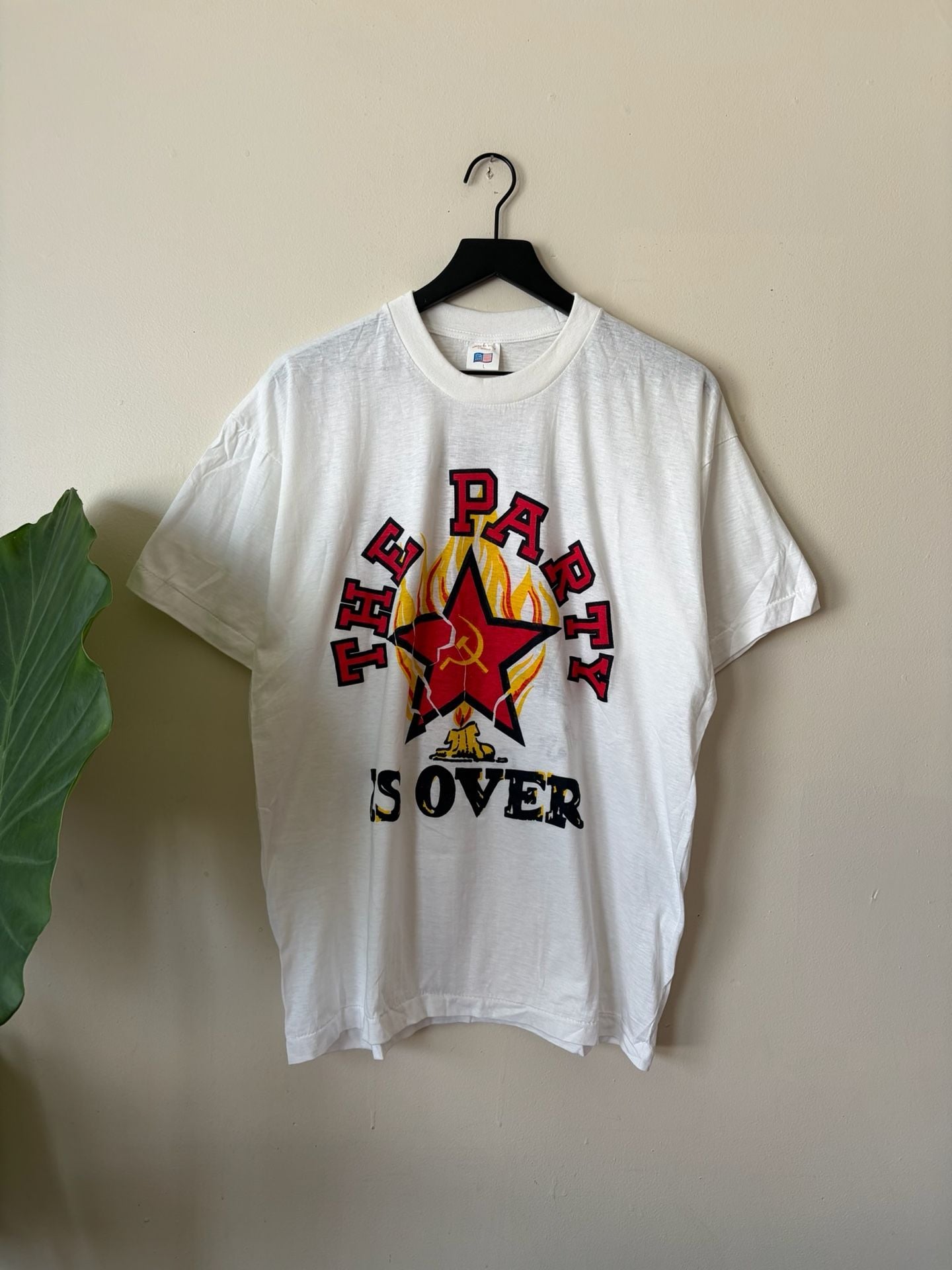 Vintage 90s Communism USSR The Party Is Over Vintage T-Shirt Size L 2