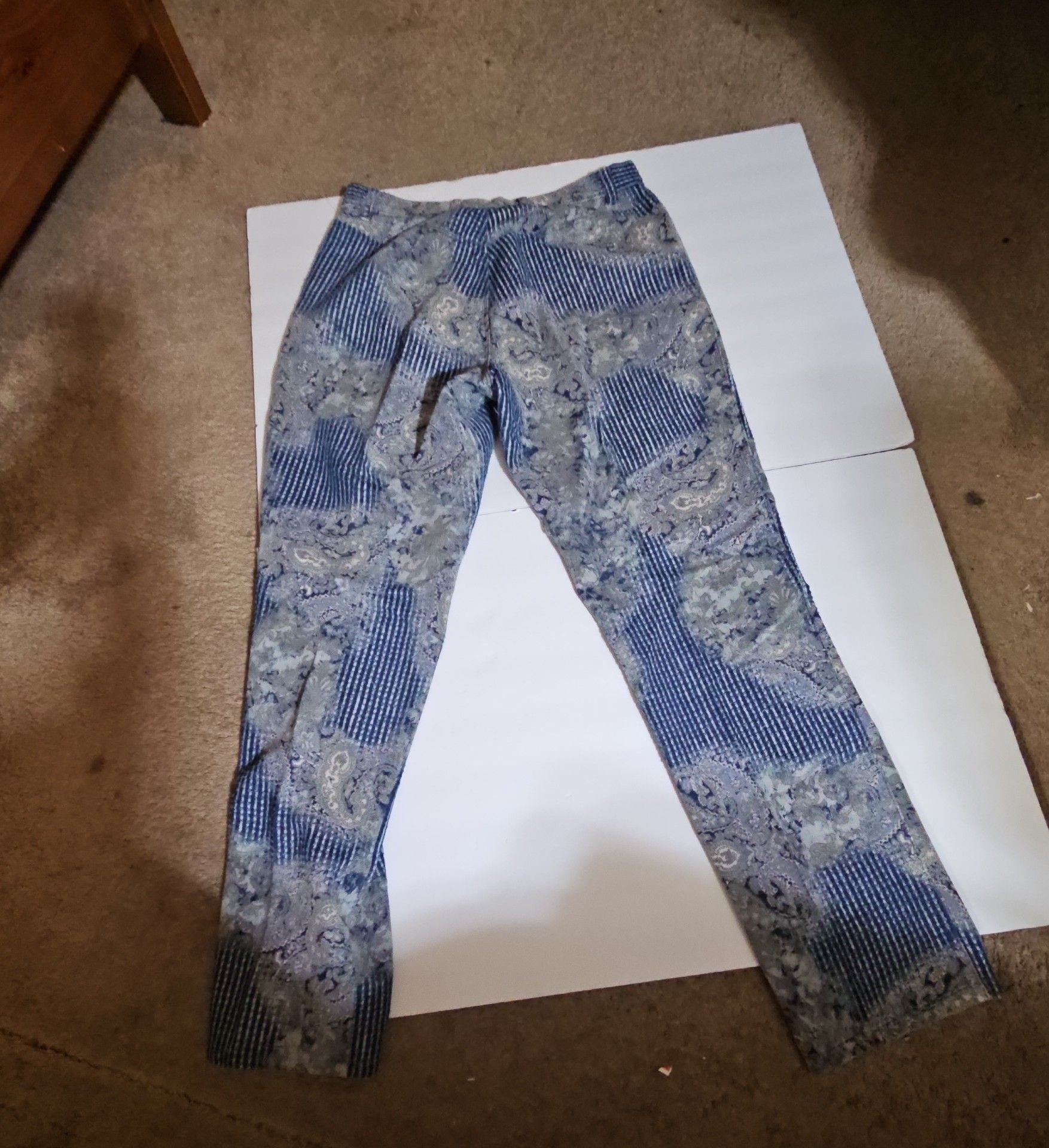 Product thumbnail 3