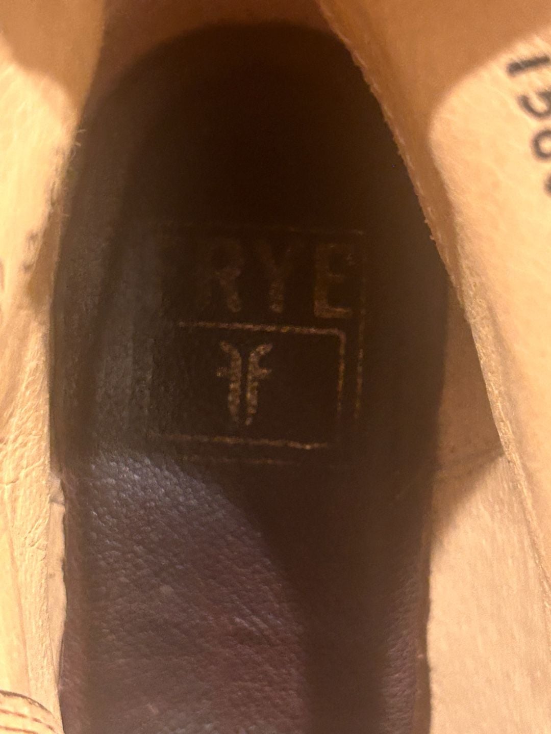 Frye Carson Brown Leather Lace-Up Ankle Boots – Women's Size 10B EUC MSRP $378 18