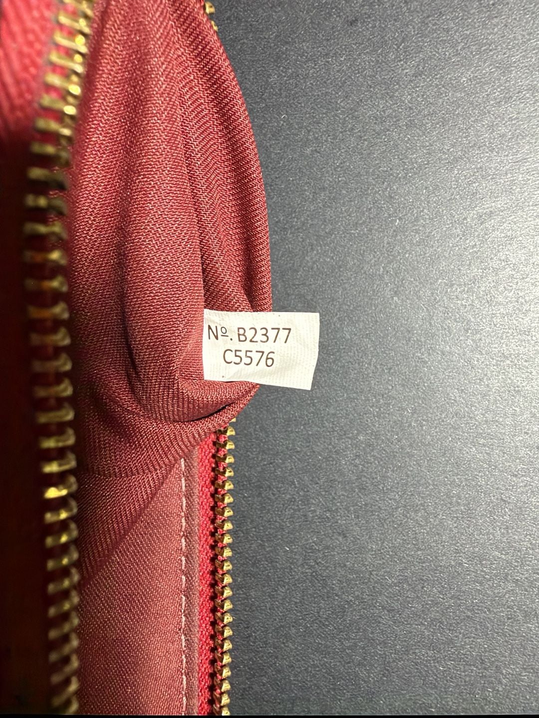 Coach C5576 Brown Signature 1941 Red Leather Double Zip Wristlet preowned like new 13