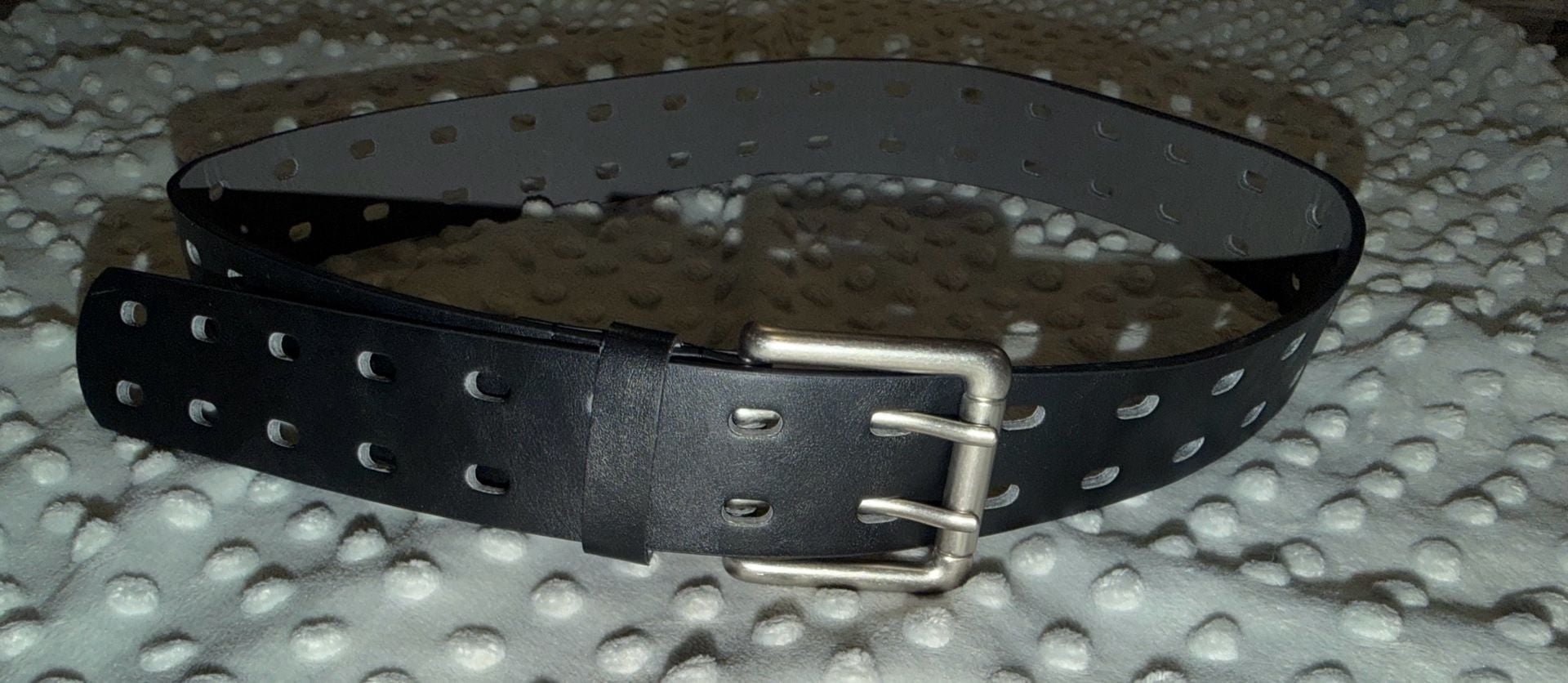 Time and Tru Double Prong Perf Belt Size S/M Black 1