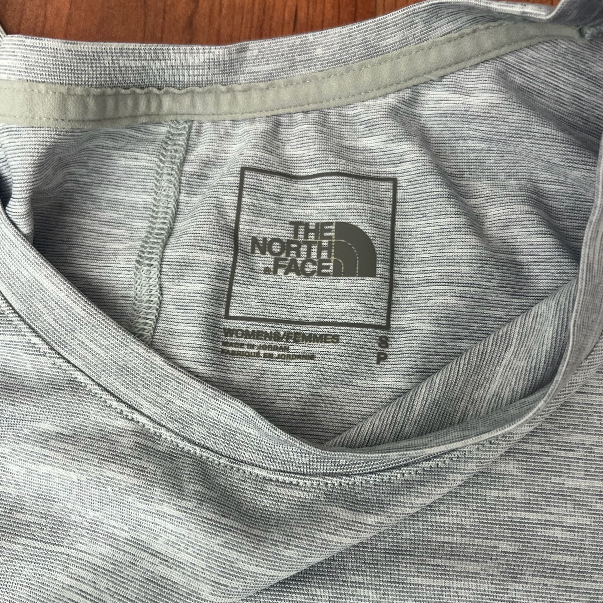 The North Face FlashDry Long Sleeve Shirt Size S Grey Heather 4
