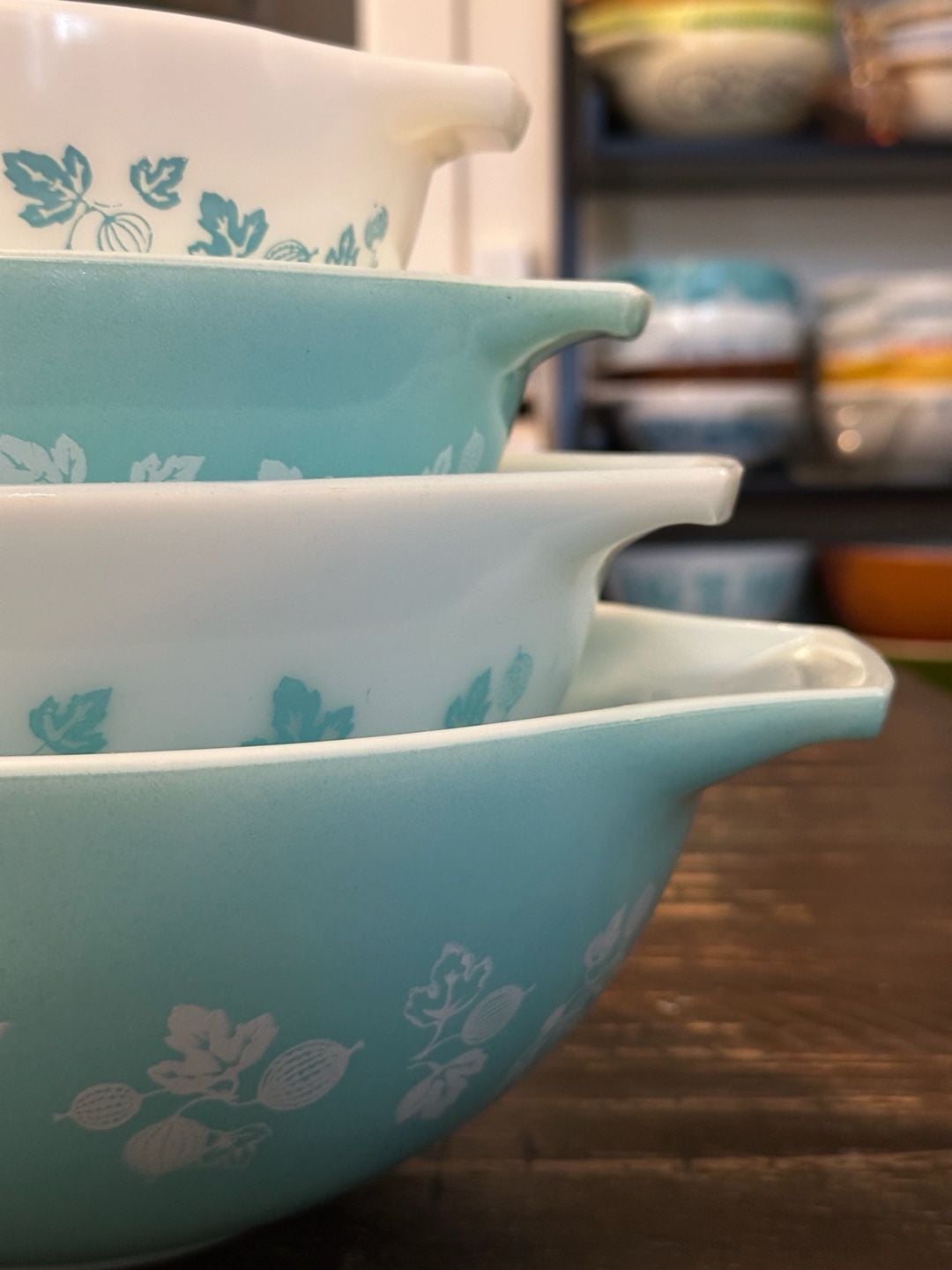 JAJ Crown Pyrex Gooseberry Robins Egg Blue Cinderella Mixing Bowls Set 3