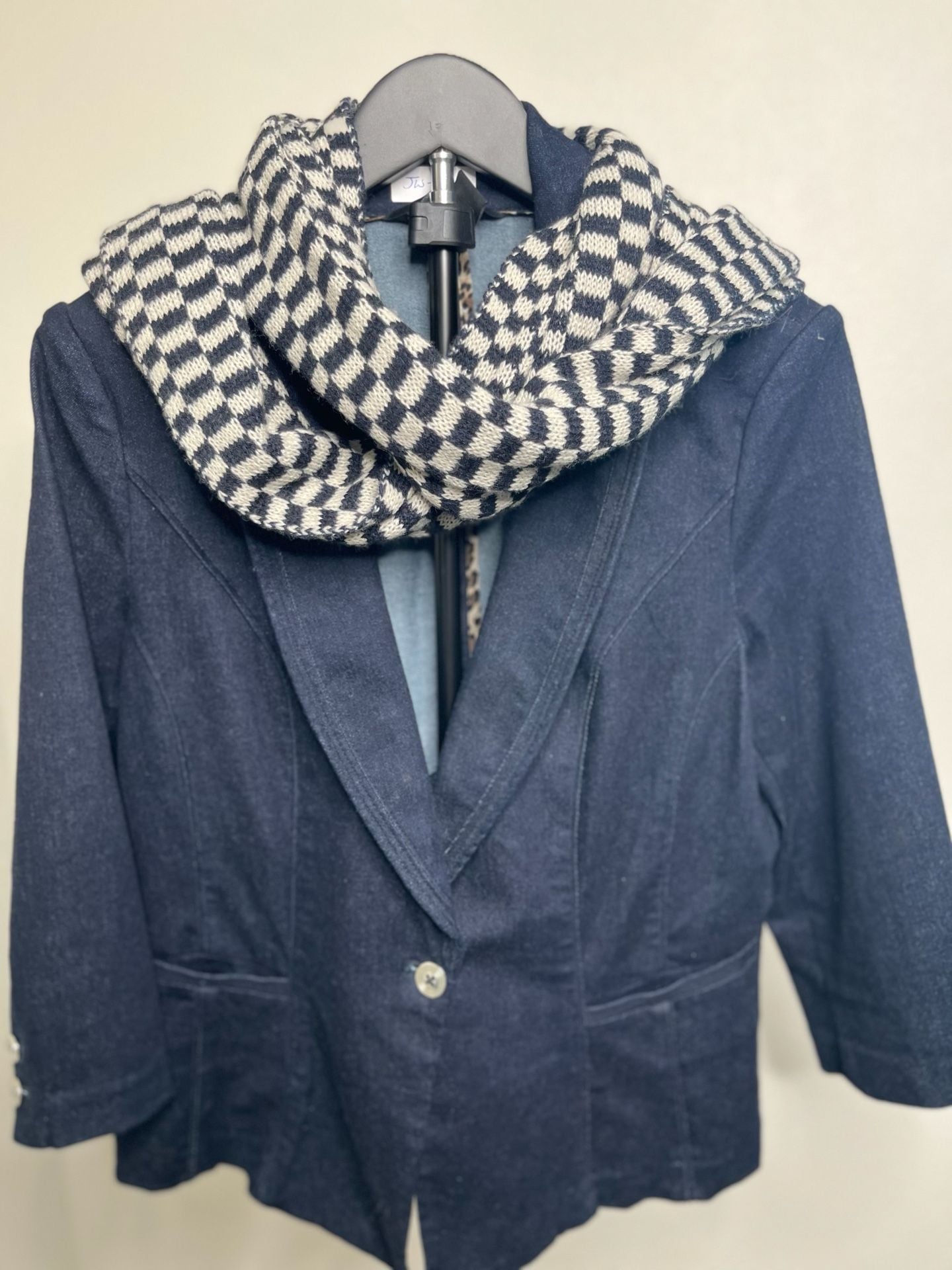 Checkered Scarf Black White Red Knit 5