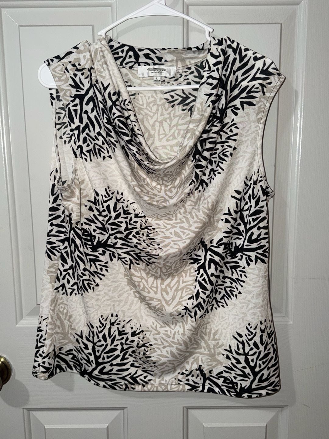 Jones New York Separates Cowl Neck Sleeveless Top Size L Black Beige 2