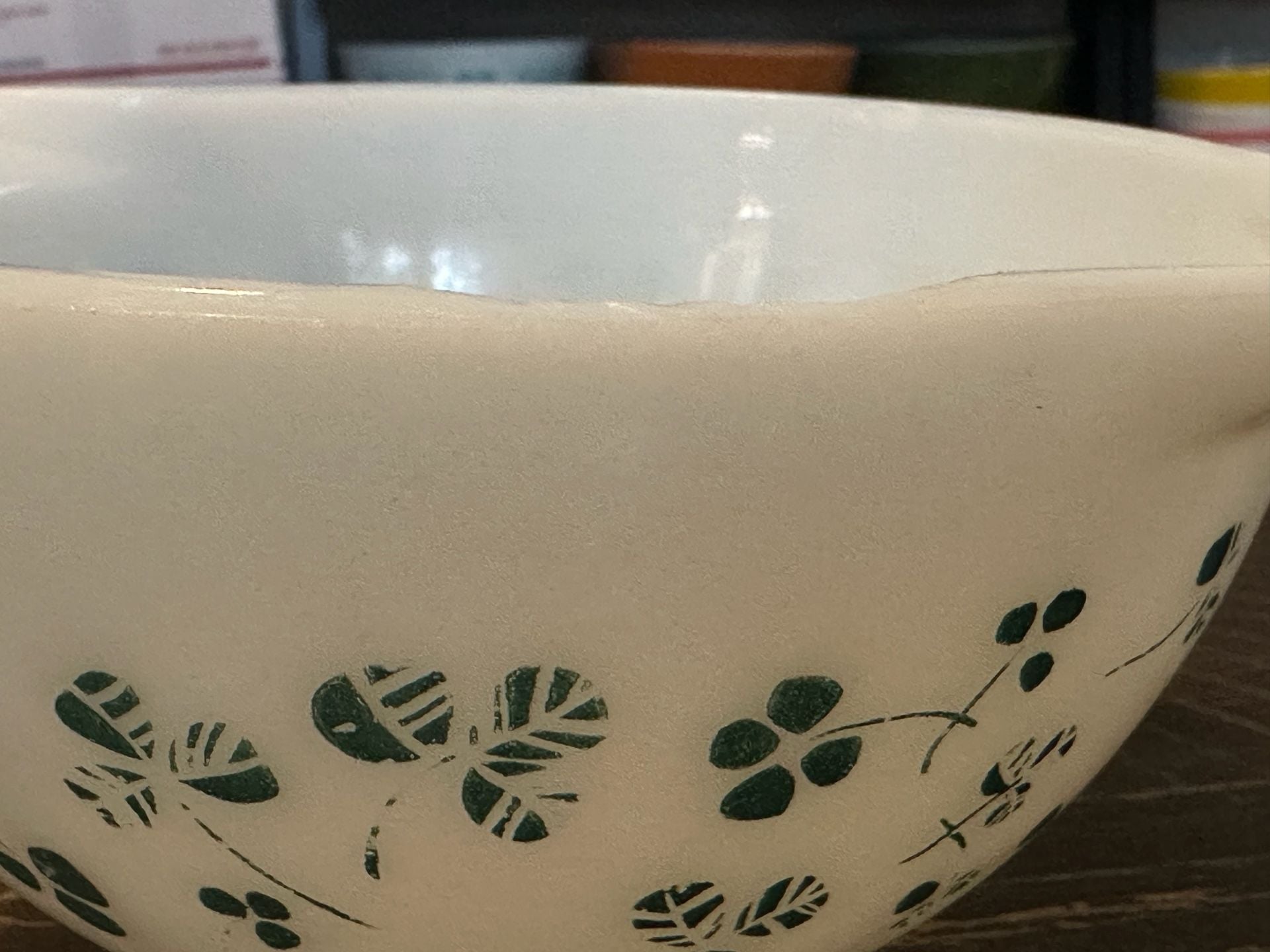 JAJ Pyrex Clover Leaf Chip and Dip Cinderella Bowl Set 8
