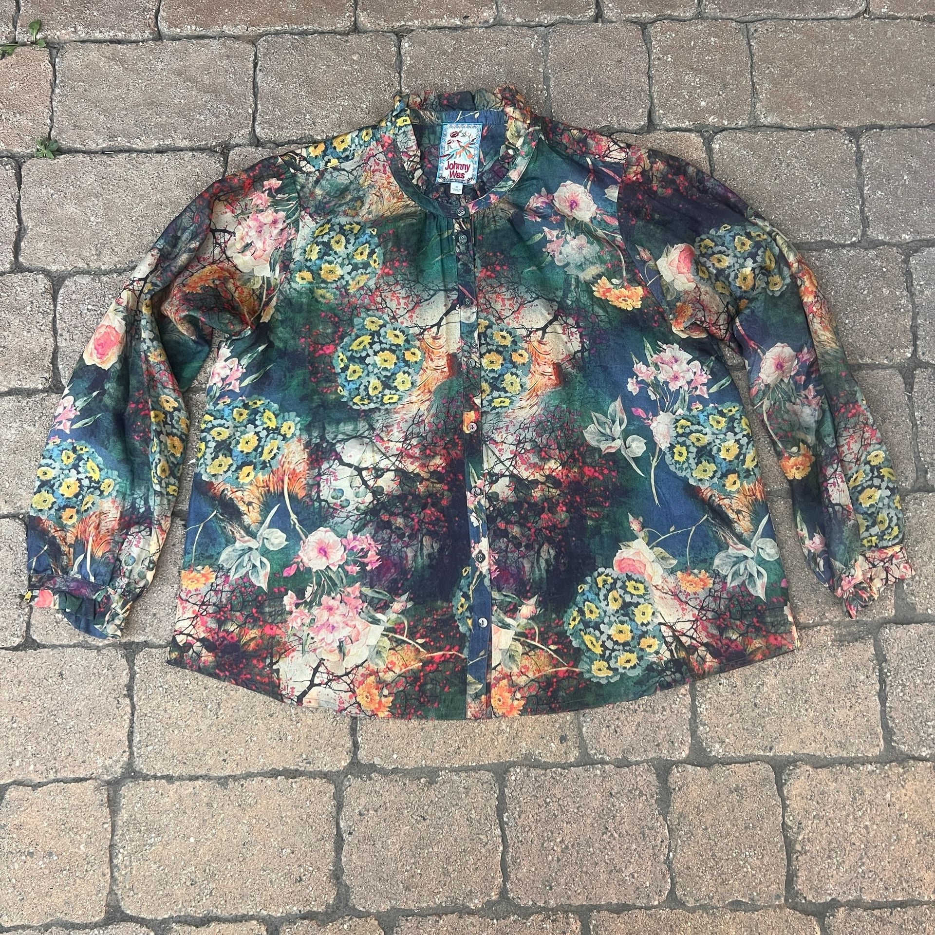Johnny Was Traviata Leda Silk Button-Down Blouse Size Medium Floral Ruffle 13