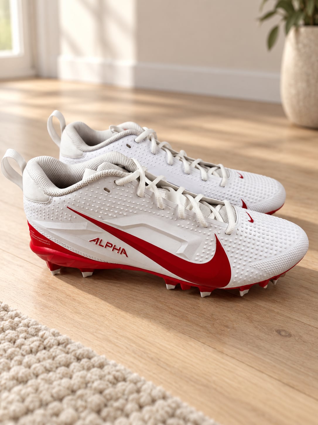 Nike Alpha Menace 4 Varsity Football Cleats White Red Men’s 12 FN0027-102 2