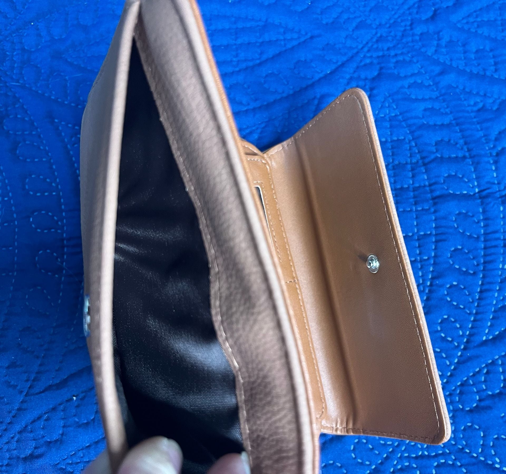 Organizer Wallet Tan 7