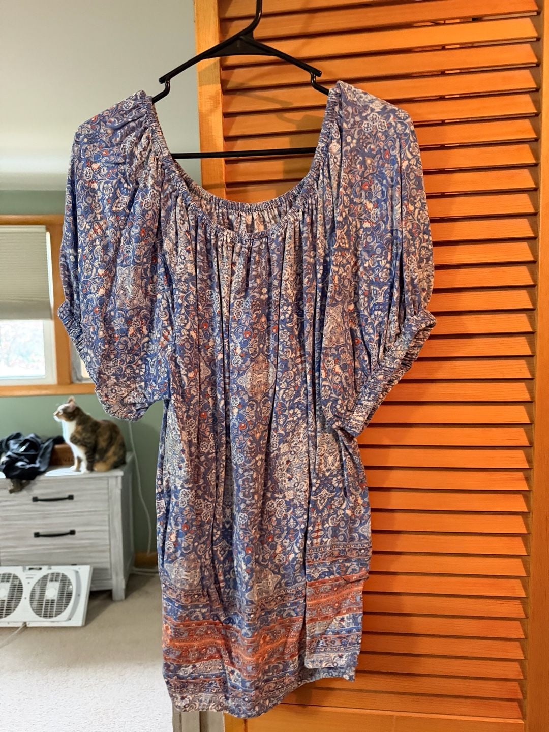 Woman Top Size 2X Blue Floral Blouse
2
