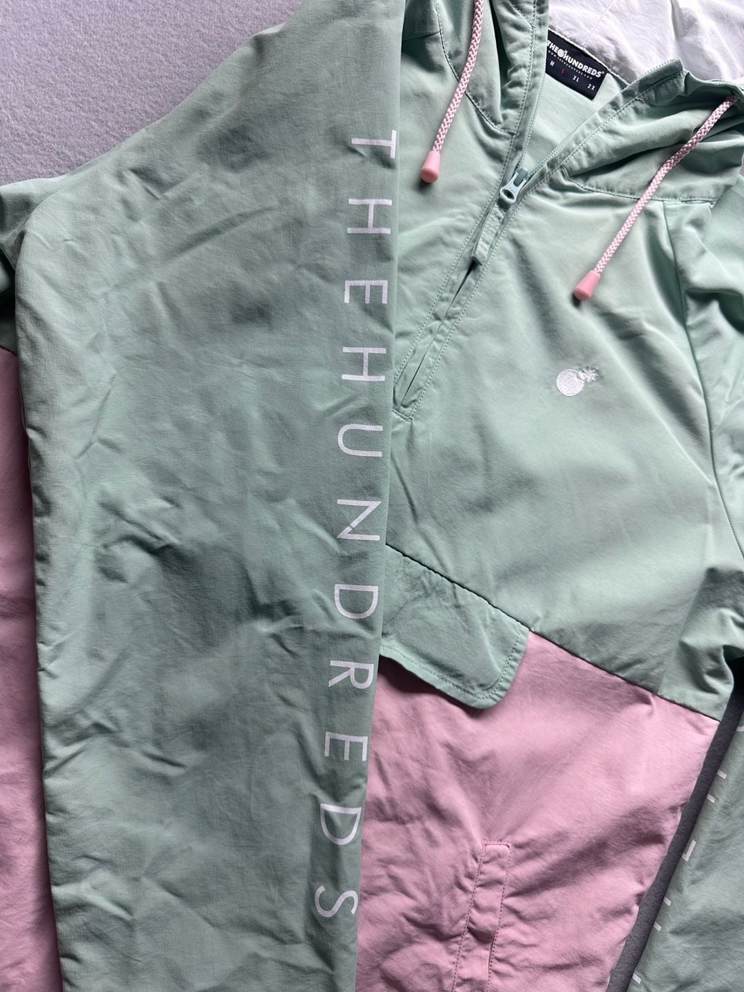 Product thumbnail 4
