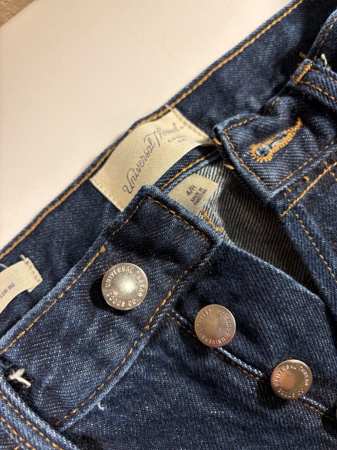 Universal Thread Jeans Size 4/R Dark Wash Wide Leg Denim 3