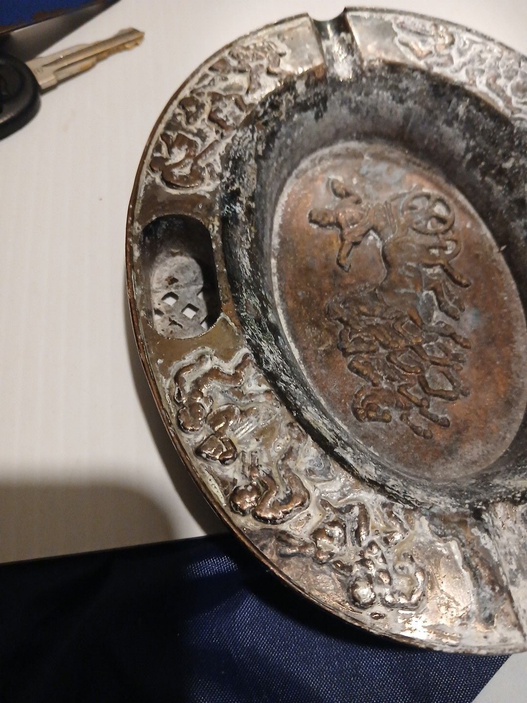 Vintage Metal Chariot Relief Ashtray 3