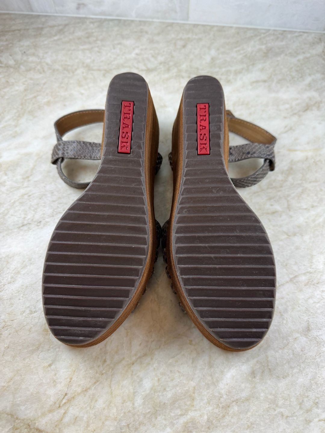 Trask Women’s Gray Snake Print Strappy Platform Wedge Sandals Size 8.5 M 12