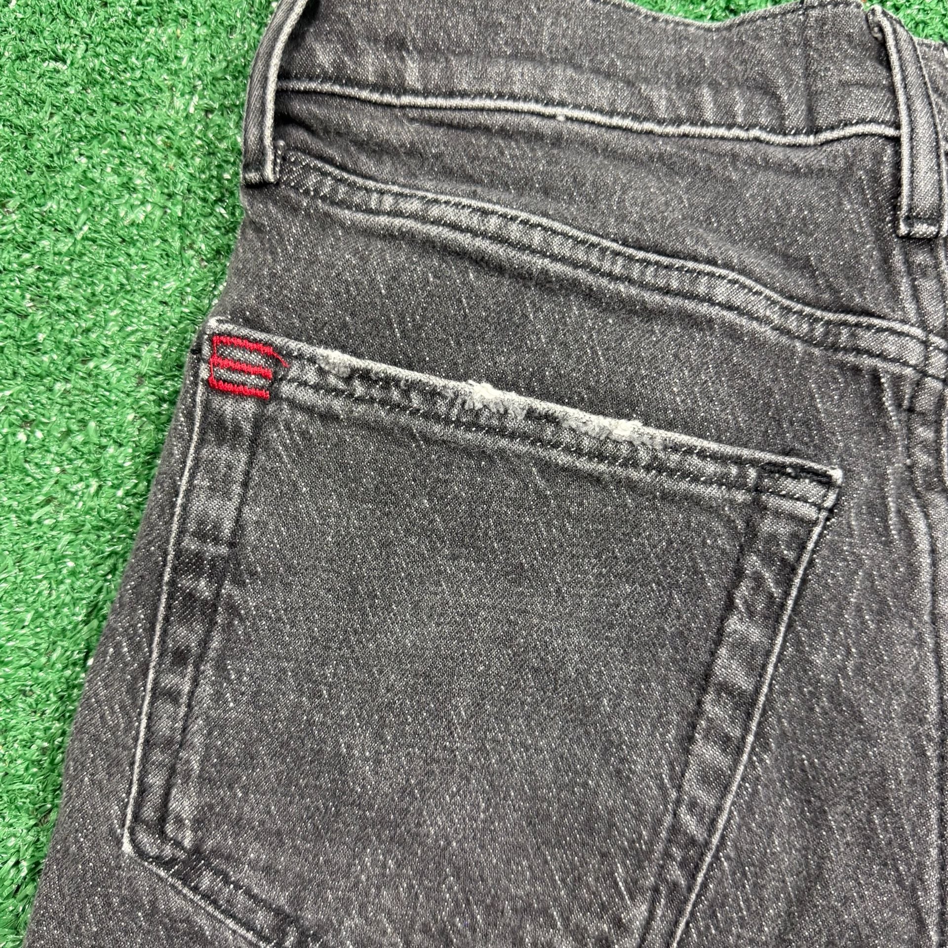 Product thumbnail 4