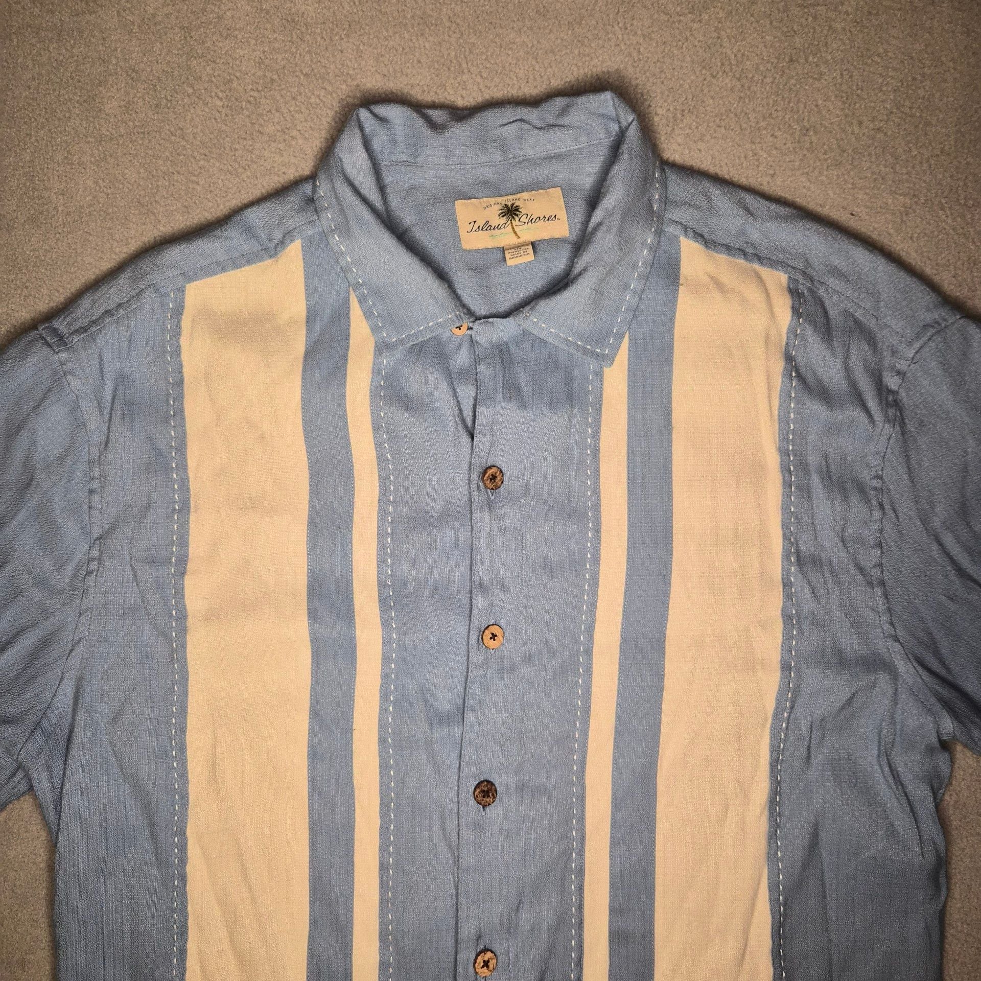 Island Shores Short Sleeve Button Down Shirt Blue Cream size mens large Beach 3