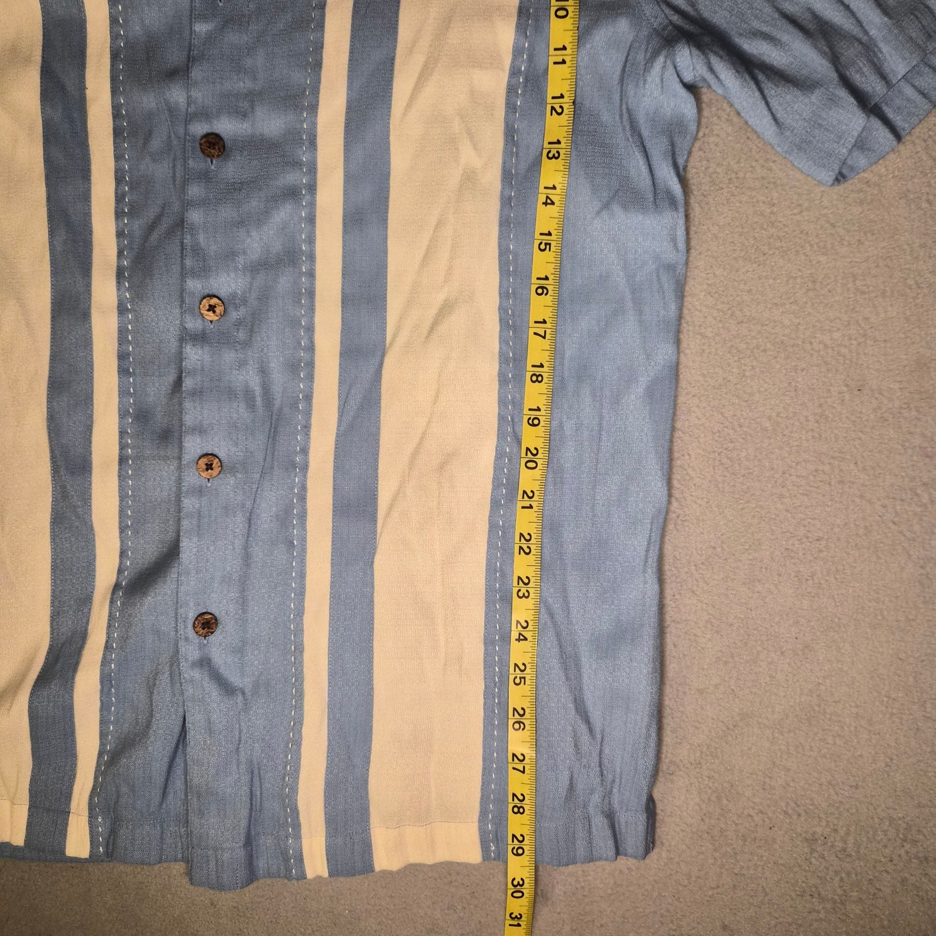 Island Shores Short Sleeve Button Down Shirt Blue Cream size mens large Beach 8