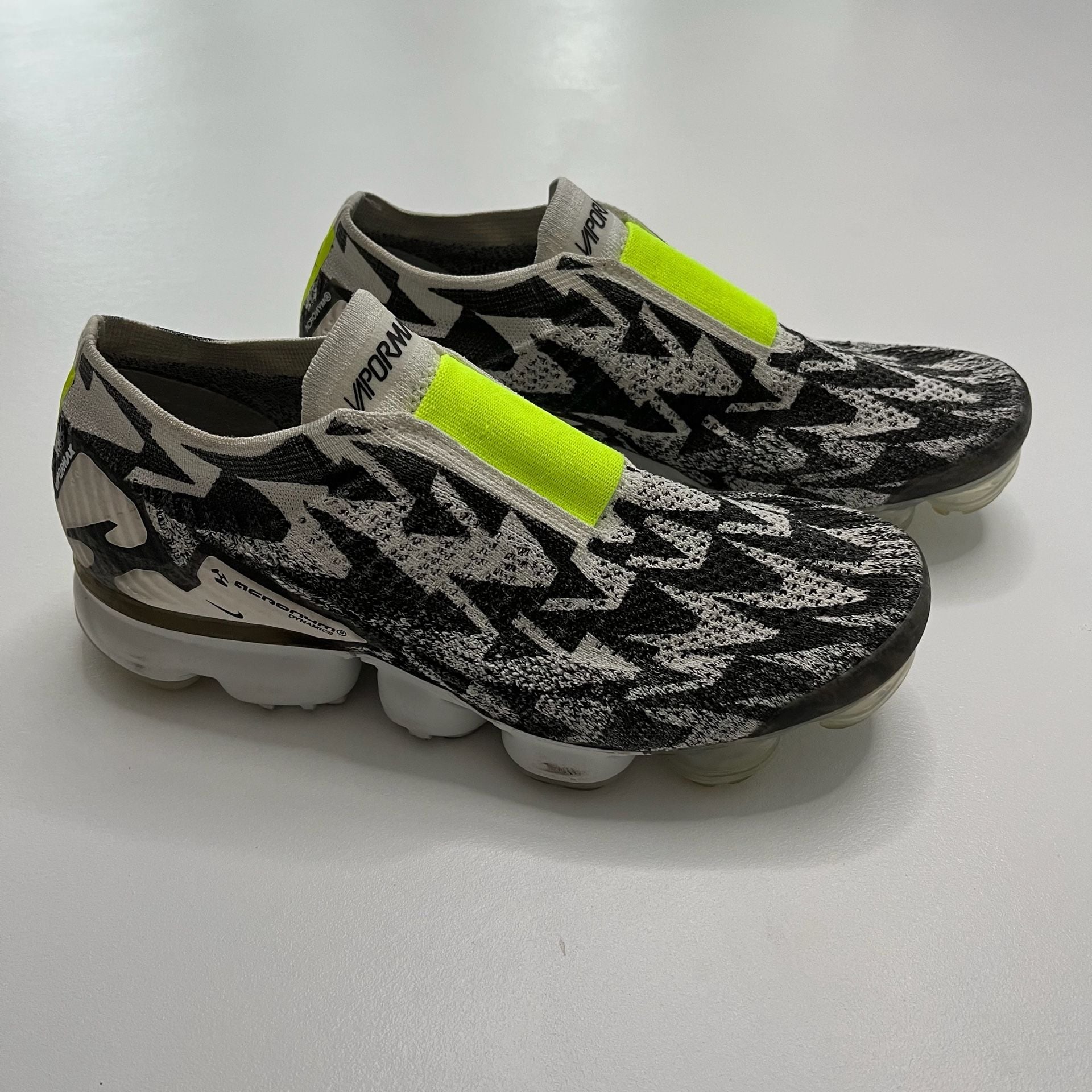 Nike Air VaporMax Flyknit Moc 2 Acronym Light Bone Volt Sneakers Size US 7.5 8