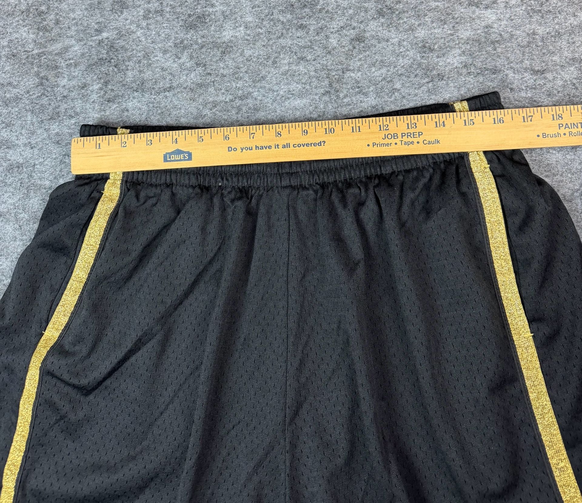 Mitchell & Ness Los Angeles Lakers Shorts Size XL Black Gold 4