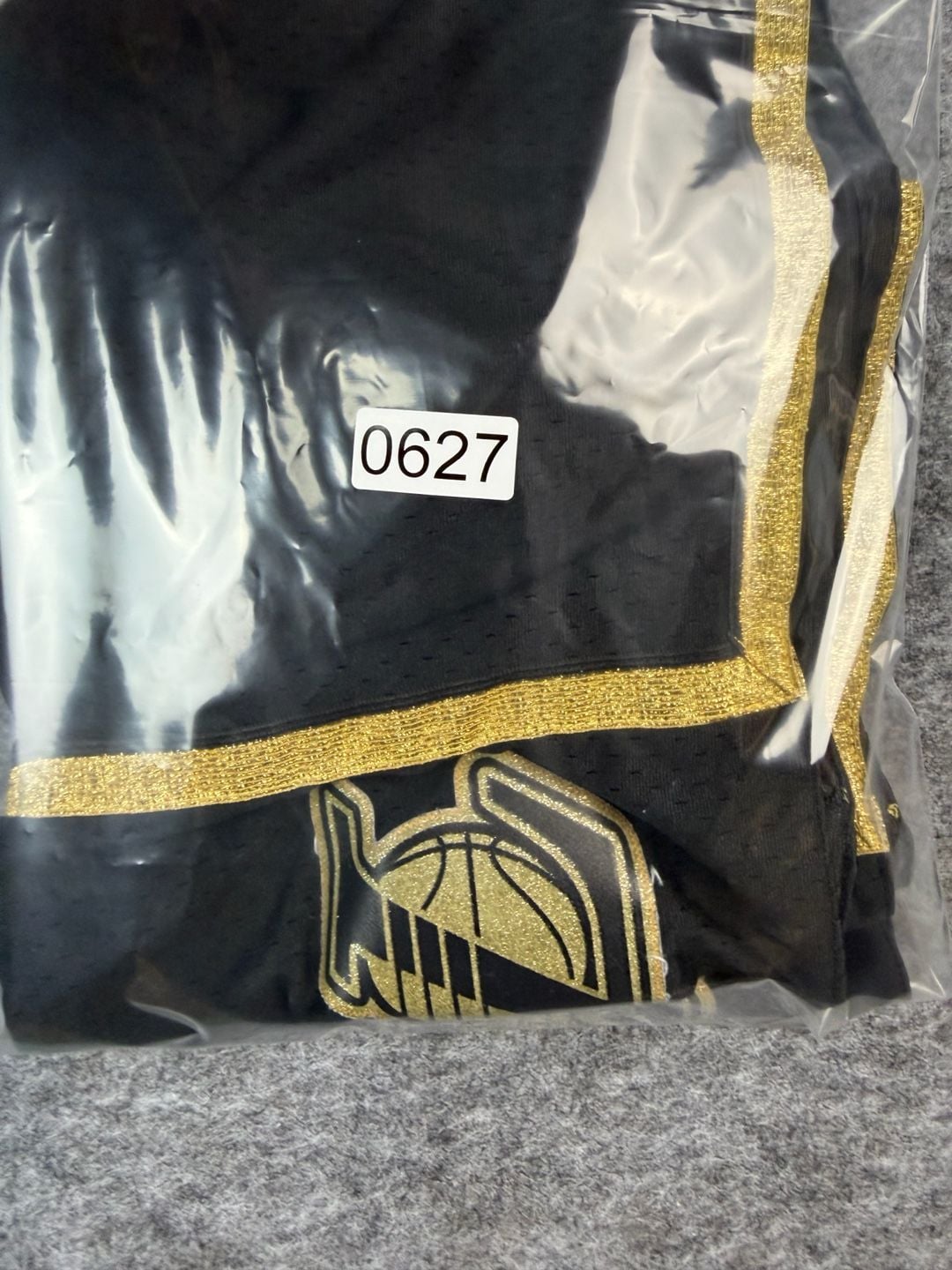 Mitchell & Ness Los Angeles Lakers Shorts Size XL Black Gold 8