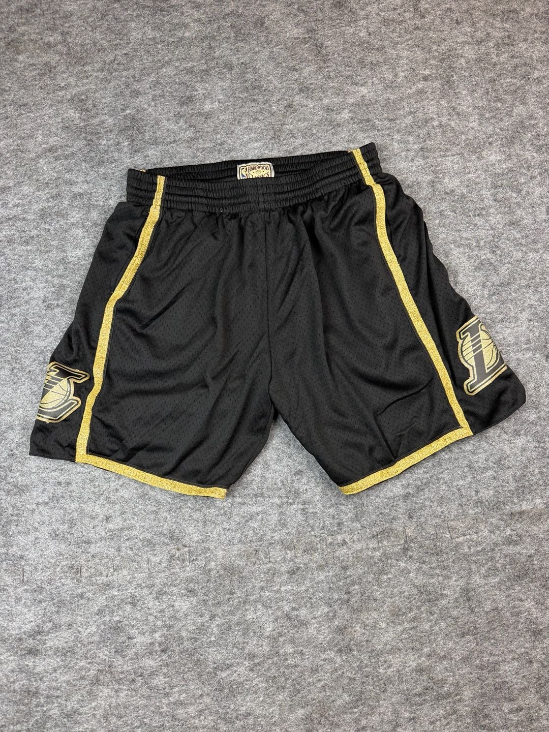 Mitchell & Ness Los Angeles Lakers Shorts Size XL Black Gold 9