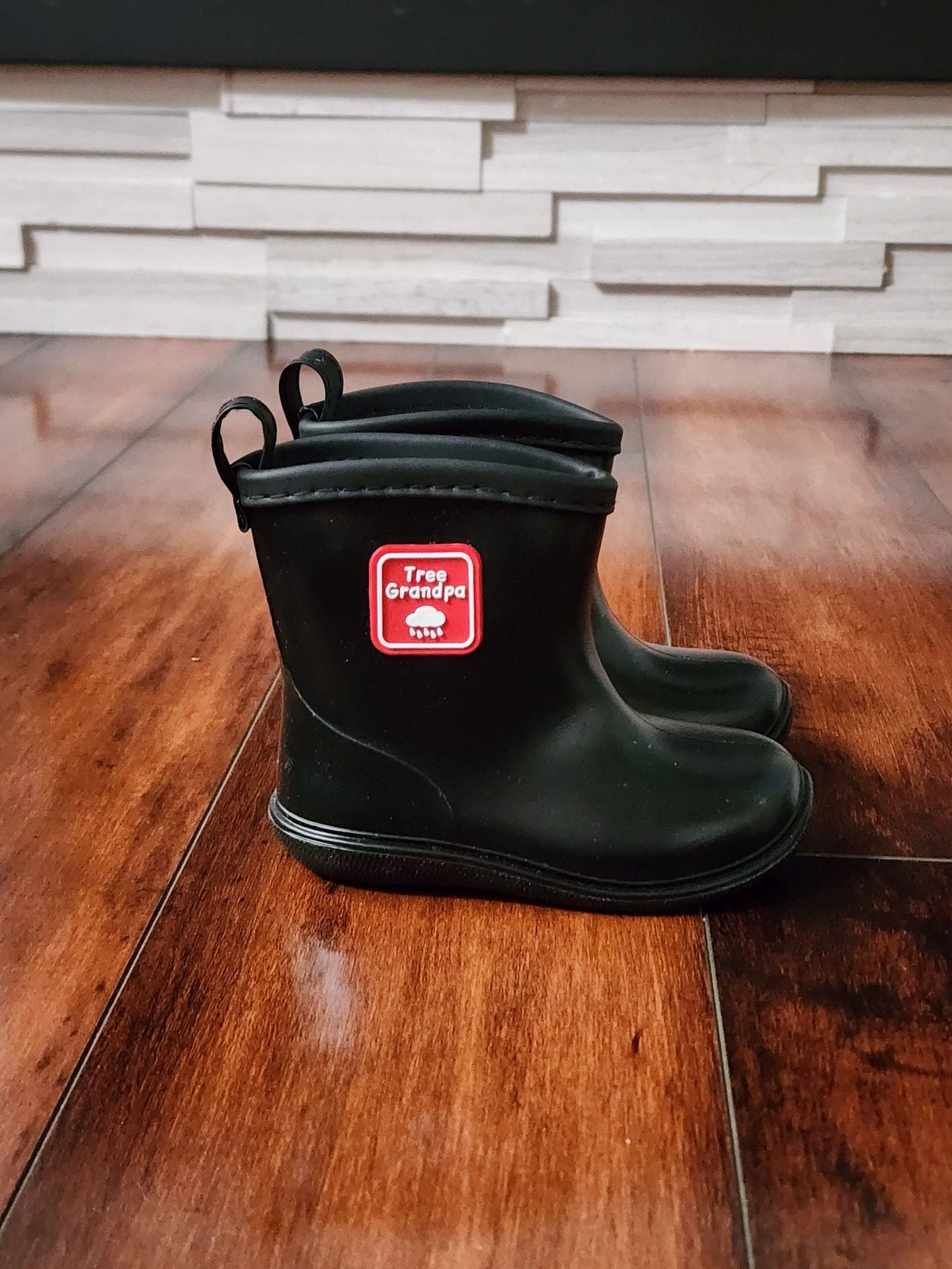 Tree Grandpa Rain Boots Size 13.0 Black Waterproof 6
