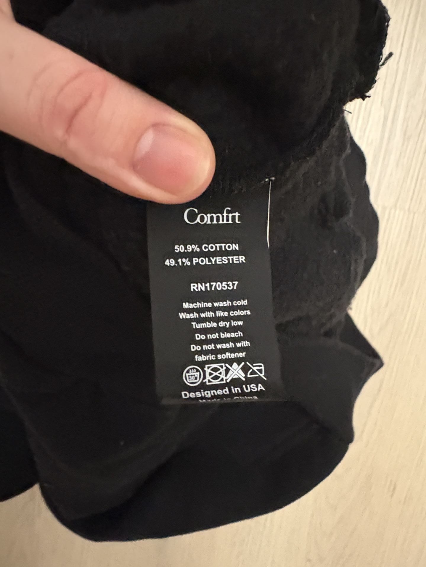 Comfrt Travel Essentials Hoodie Unisex Size L Black Comfy Pockets 6