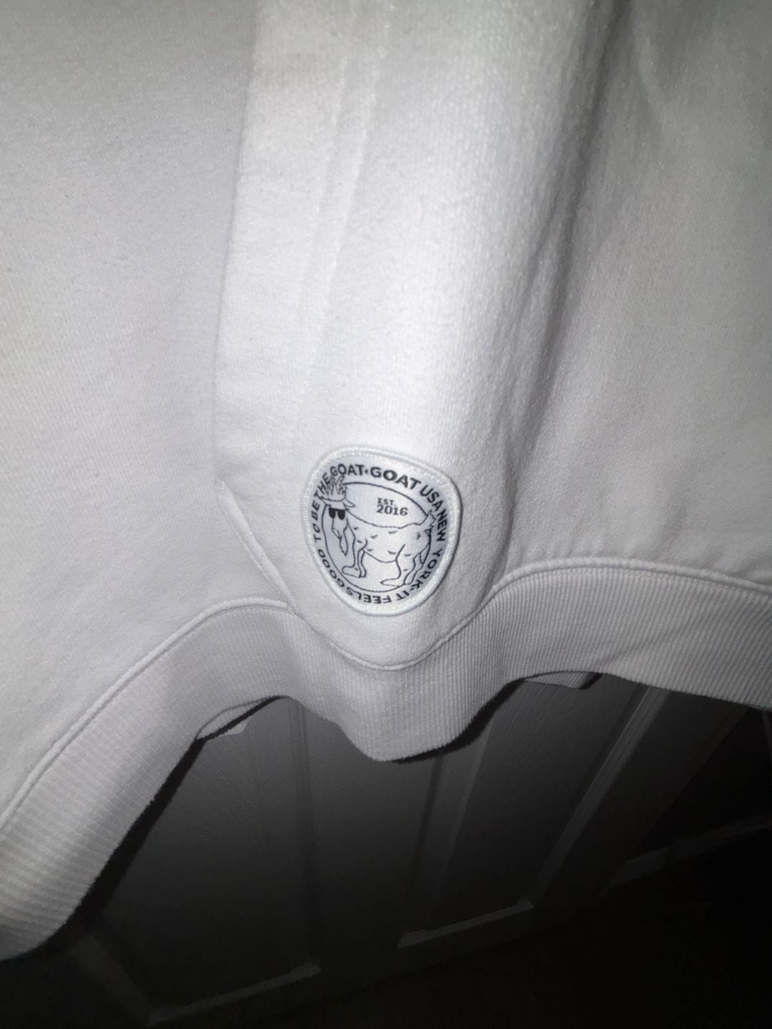 Goat USA Hoodie White Santa Graphic Pullover XL 4