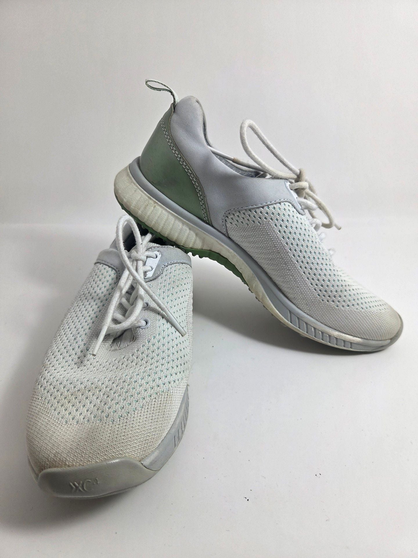 J&M Collection XC4 Sneaker White Grey Mesh Golf Shoes 2