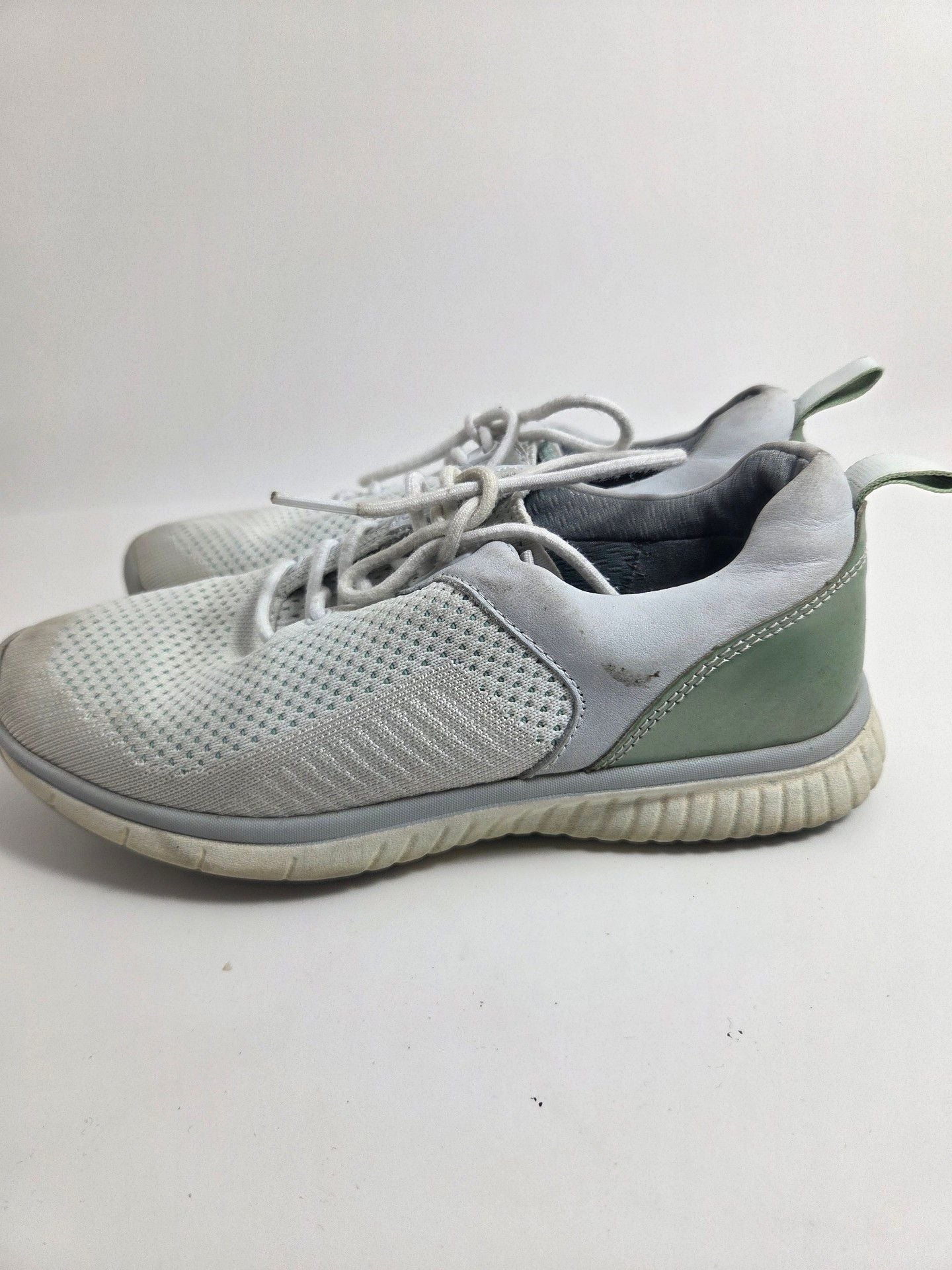 J&M Collection XC4 Sneaker White Grey Mesh Golf Shoes 7