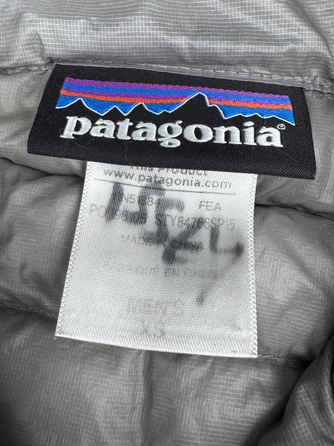 Patagonia Down Sweater Hoody Size XS Gray Puffer Jacket Men’s 4