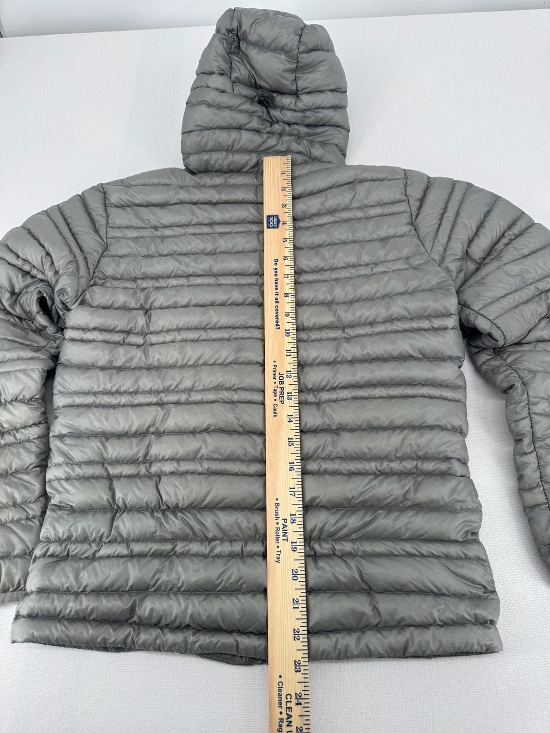 Patagonia Down Sweater Hoody Size XS Gray Puffer Jacket Men’s 8
