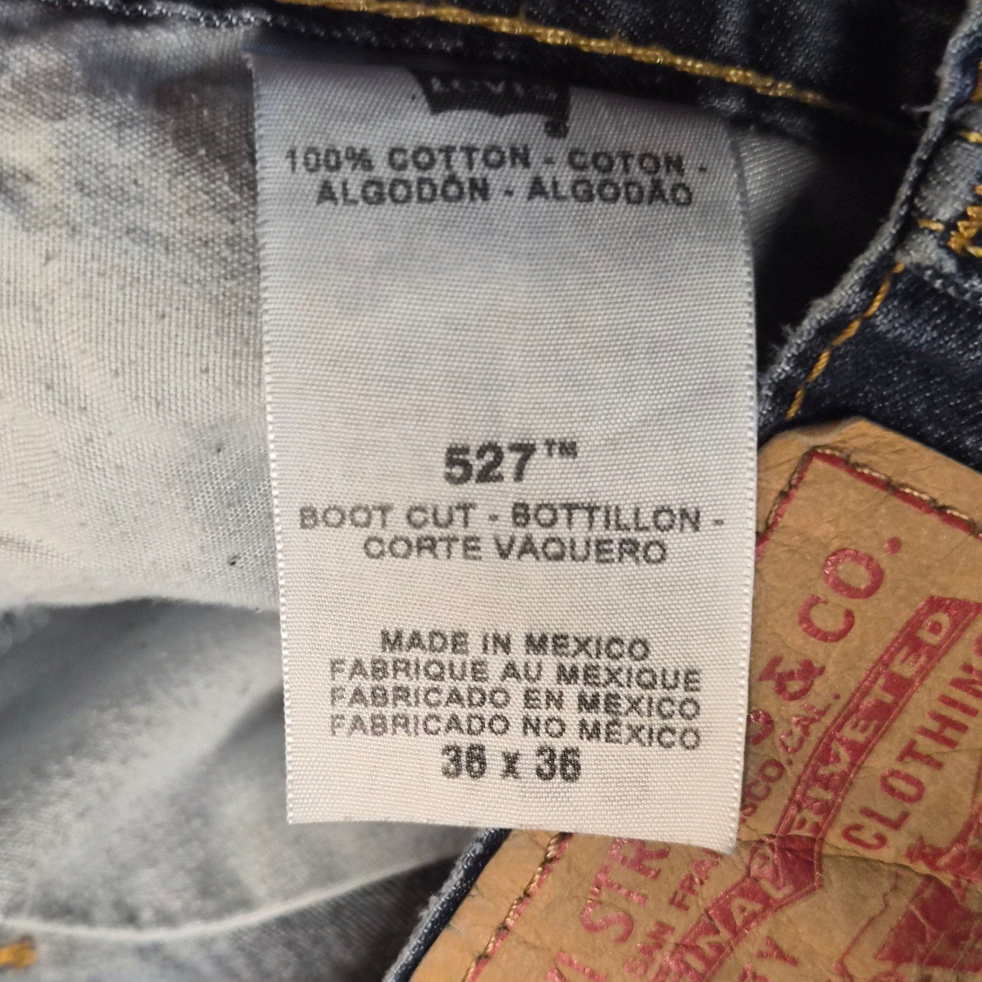Levi's 527 Bootcut Blue demin wash Jeans Size mens 36x36 8