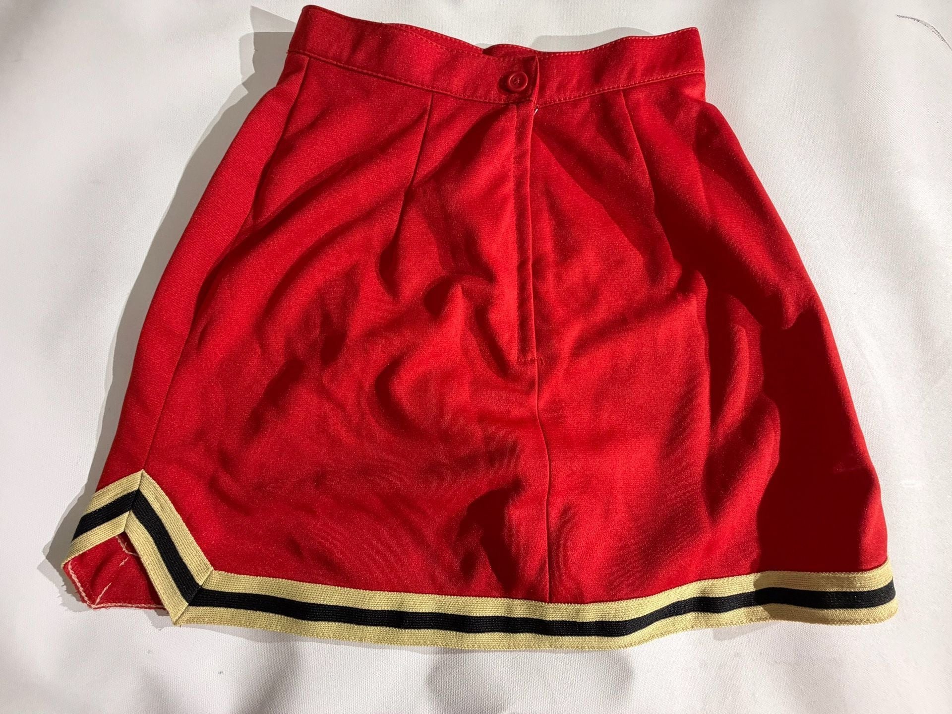 Varsity Spirit Red Black Gold Striped Cheer Skirt Size 6-14 7
