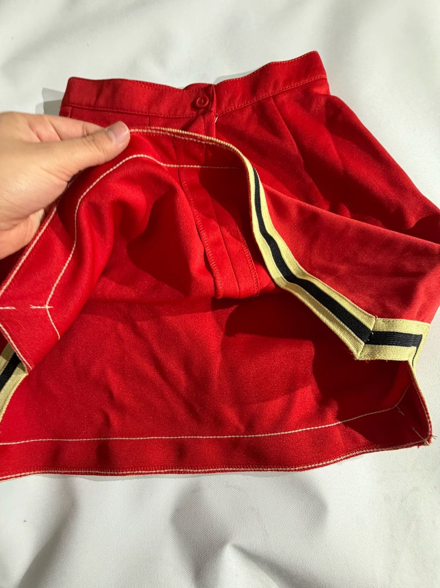 Varsity Spirit Red Black Gold Striped Cheer Skirt Size 6-14 8