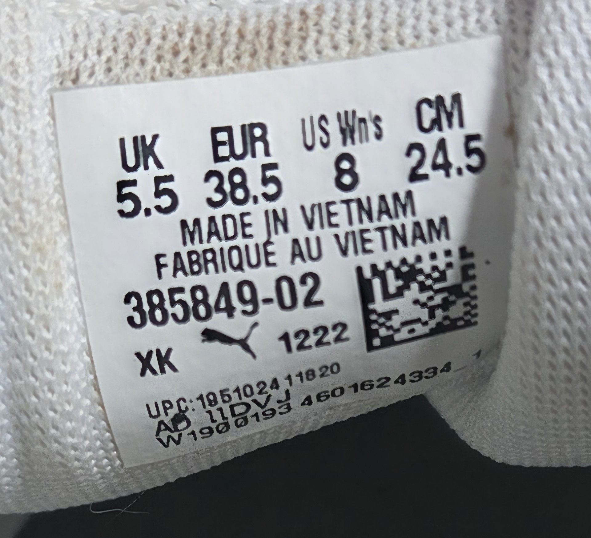 Puma Carina 2.0 Size 8 White Sneakers 5