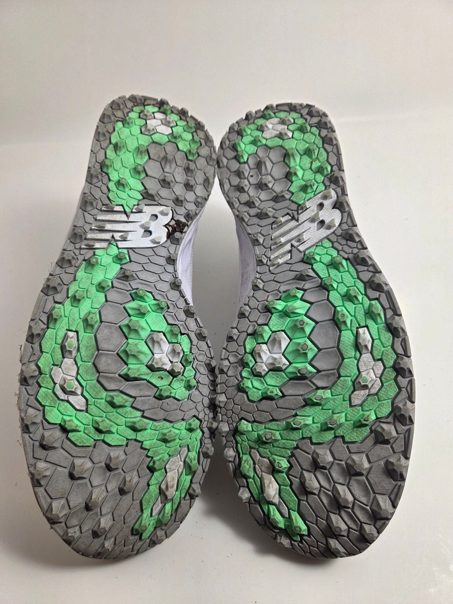 New Balance Fresh Foam NBGW4002WM Size 8.5 White Golf Shoes 9