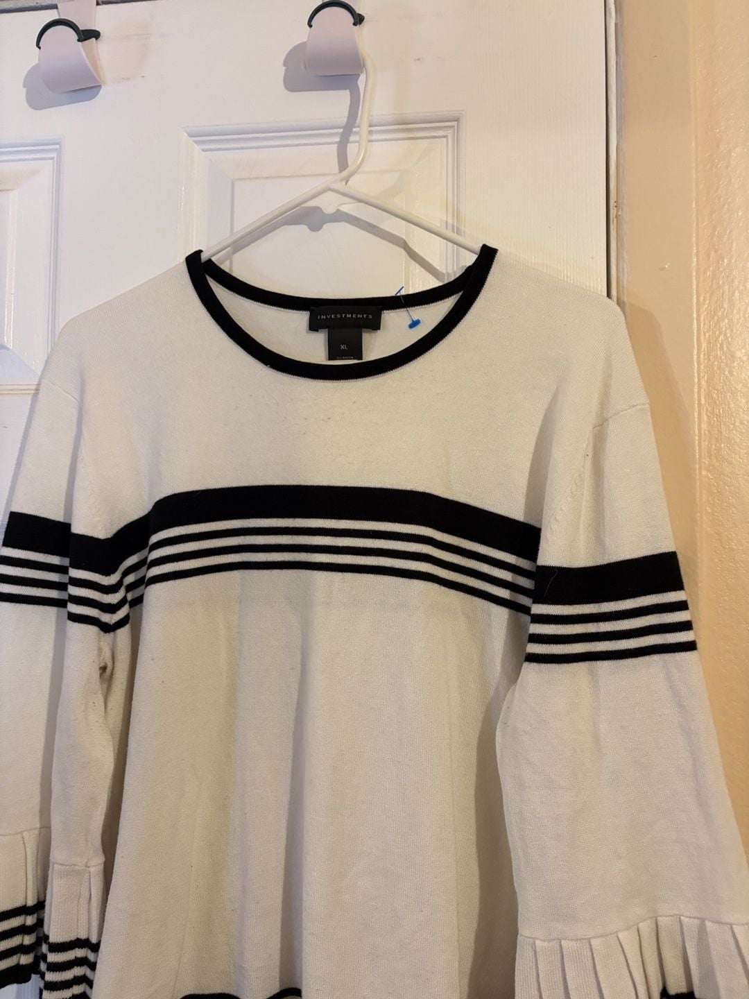 Investments Striped Sweater XL White Black Pleated Bell Sleeve Knit Top 6