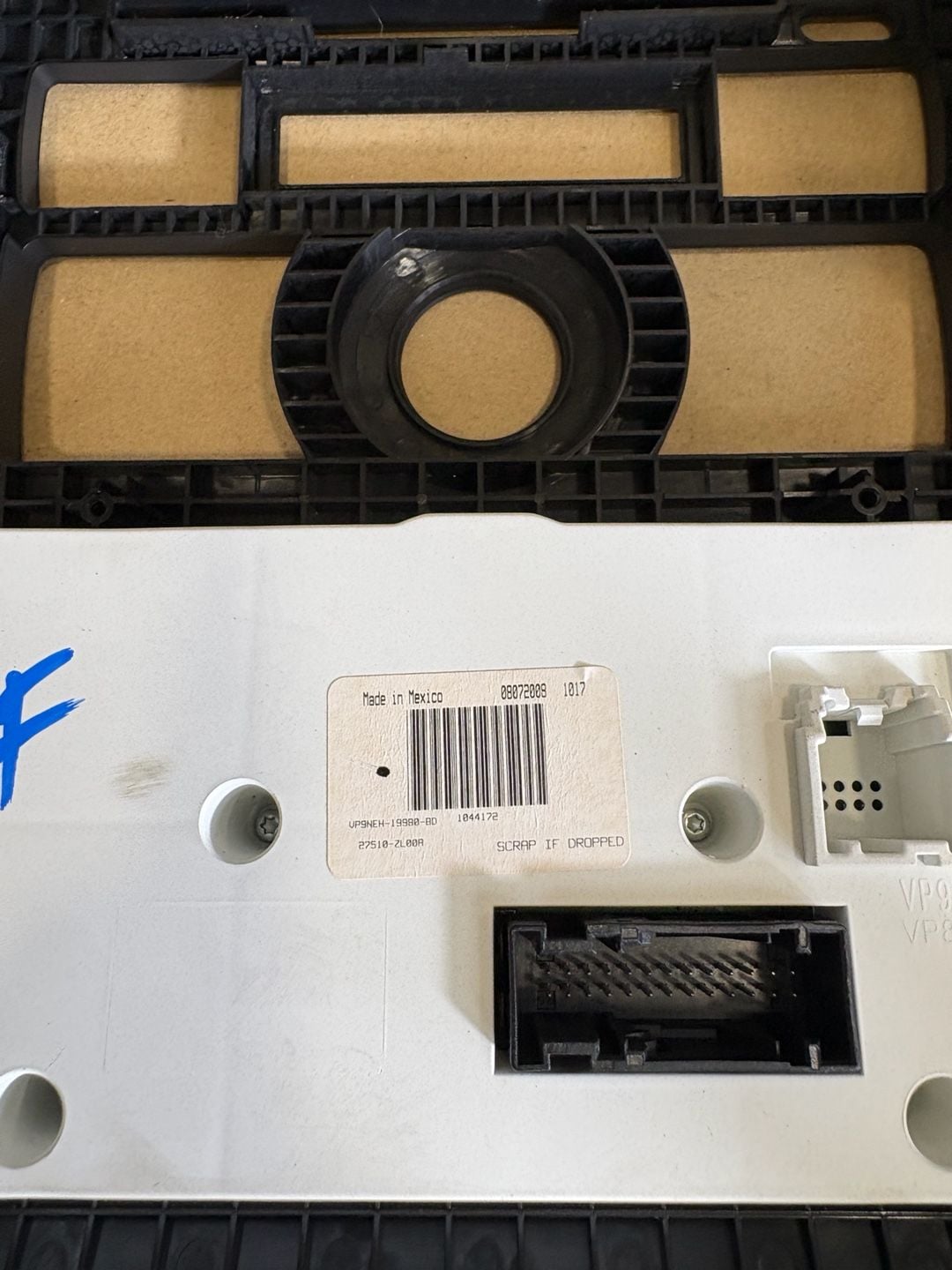 2009-2012 Nissan Frontier Xterra Center Dash Bezel HVAC Control Panel OEM 5