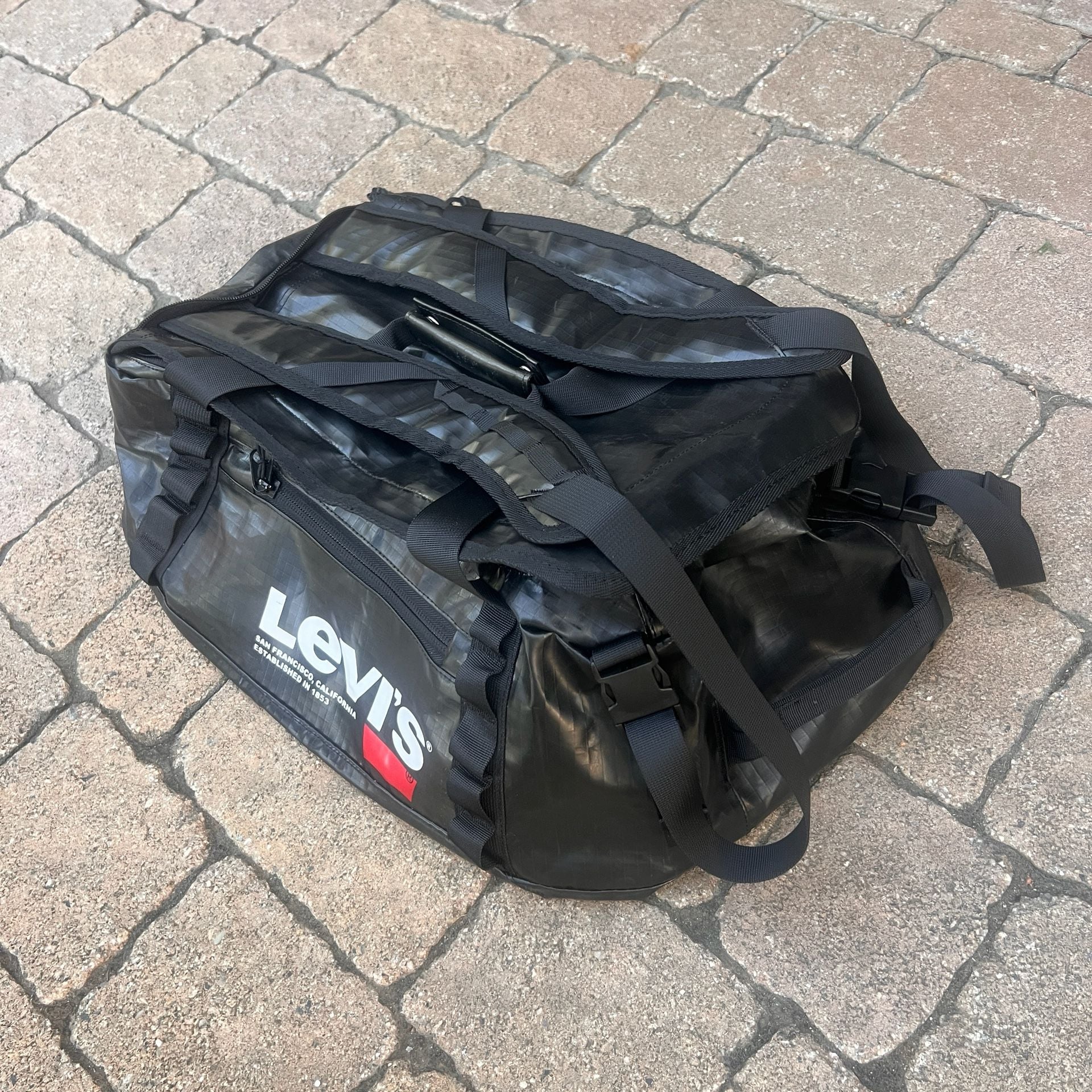 NWT Levi's Black Duffle Backpack Ripstop Weekender Bag Backpack Combo 3