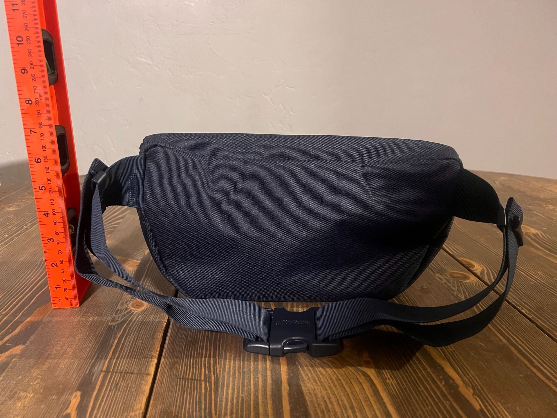 Herschel Supply Co. Seventeen Hip Pack Navy Blue Belt Bag 3